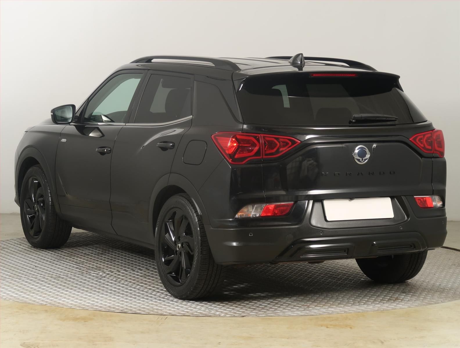 SsangYong Korando, 1.5 T-GDI, 4X4, Automat - fotka 4