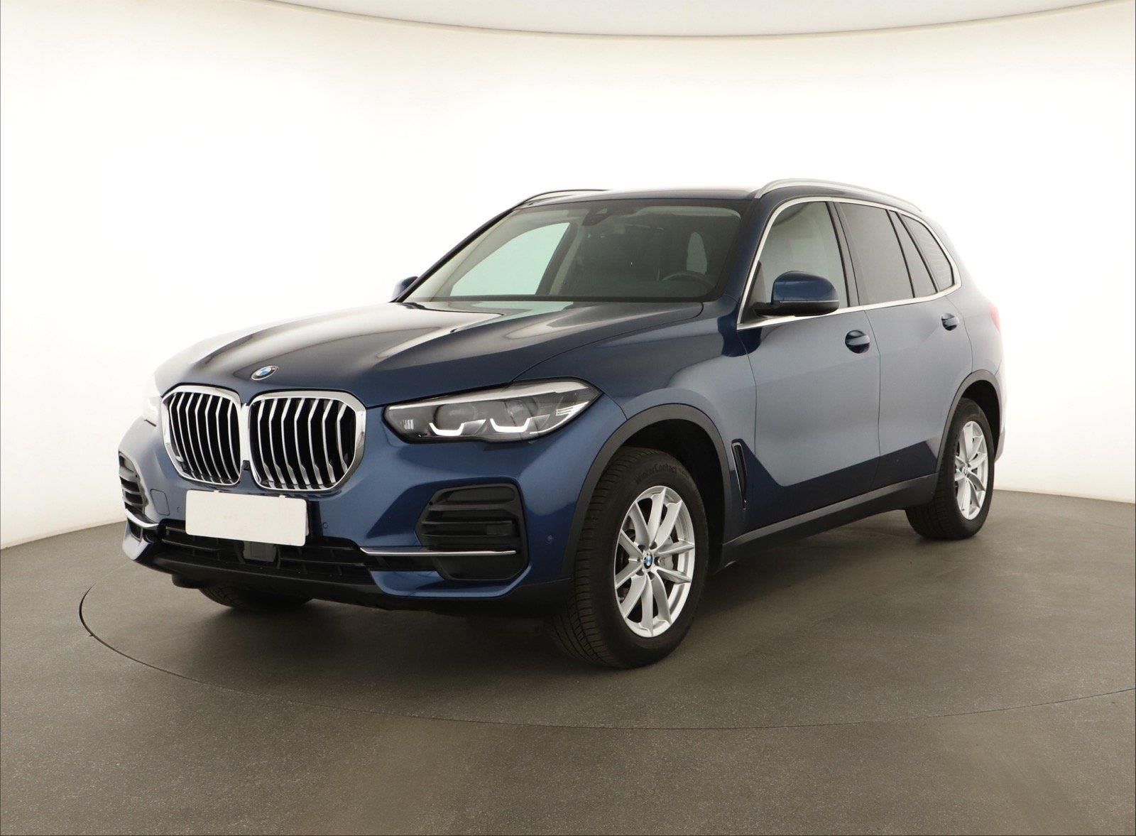 BMW X5, xDrive40i - fotka 2