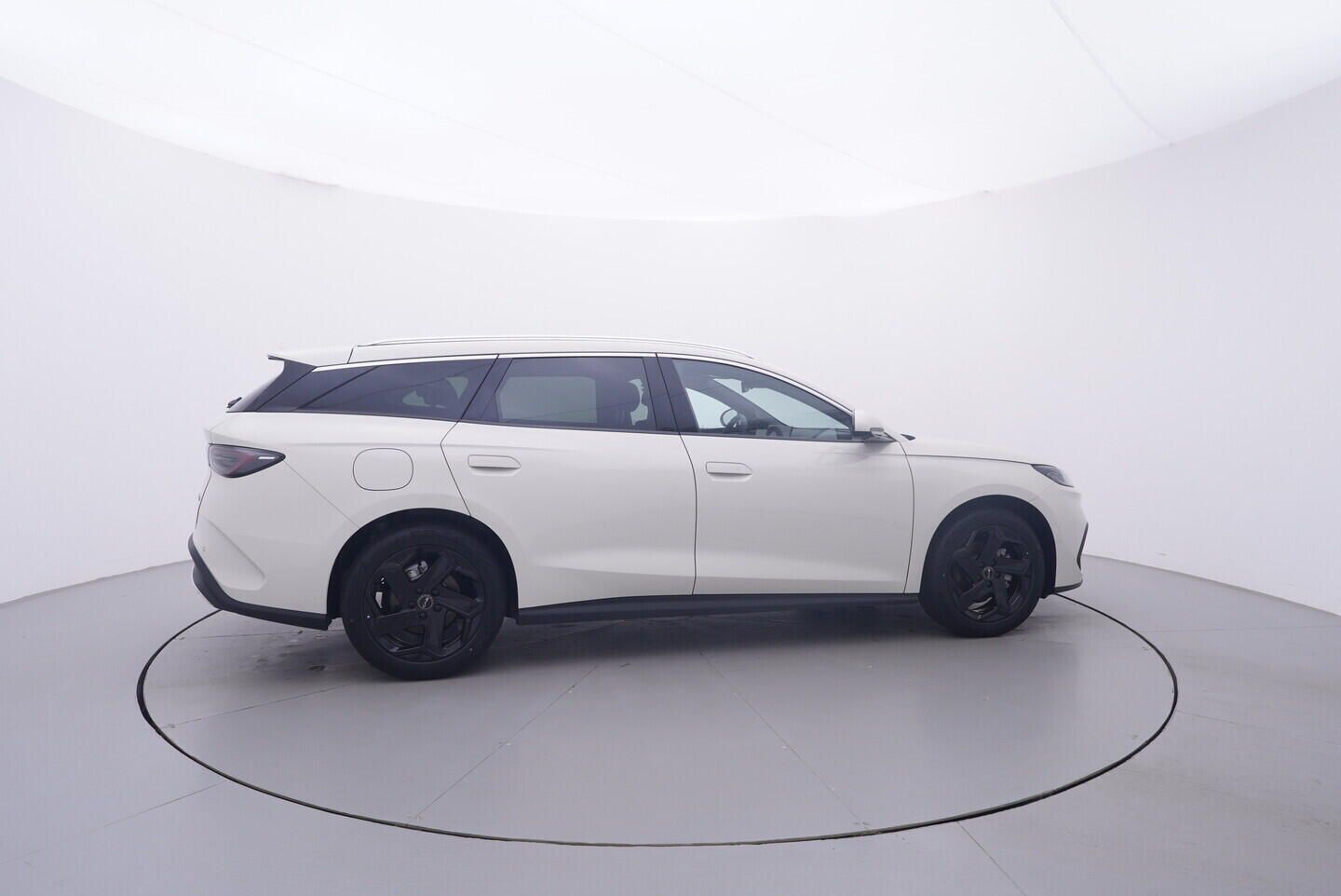 BYD Seal 6, Touring Comfort  15 kW - fotka 6