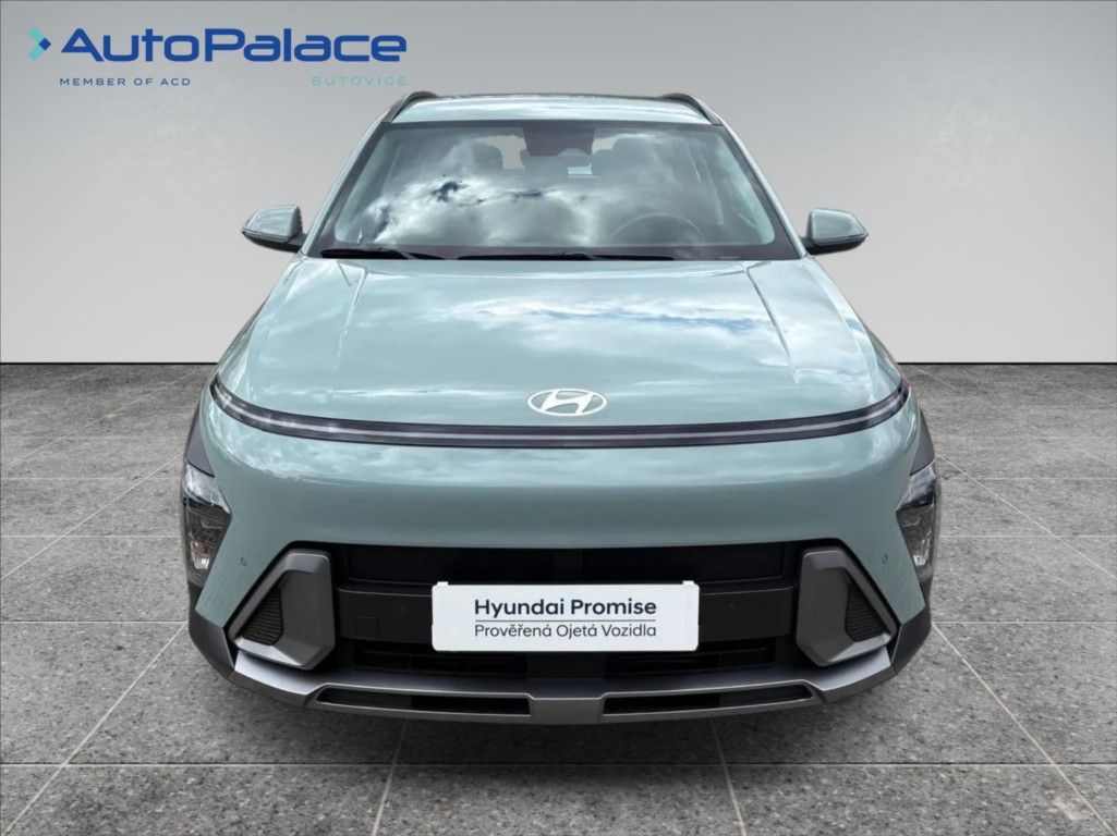 Hyundai Kona, 1,6 T-GDI SMART 145KW AT - fotka 2