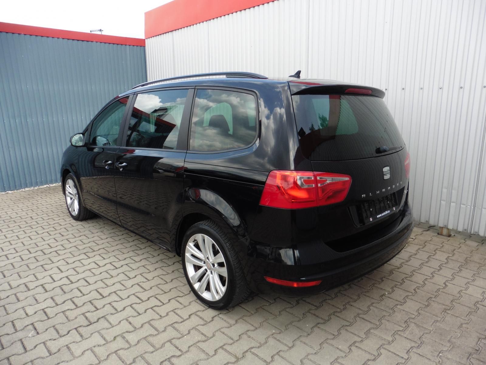 Seat Alhambra, 2.0 TDi Style Navi 7.míst - fotka 5