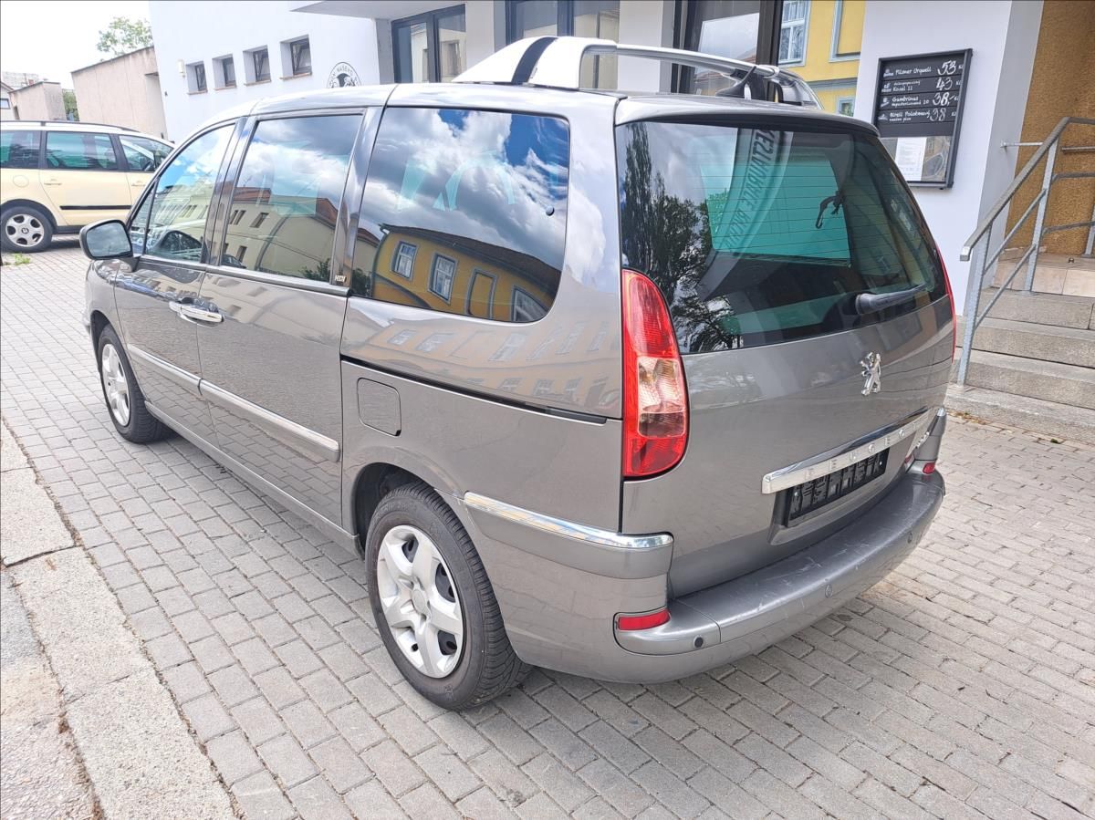 Peugeot 807, 2,0 HDI - fotka 6