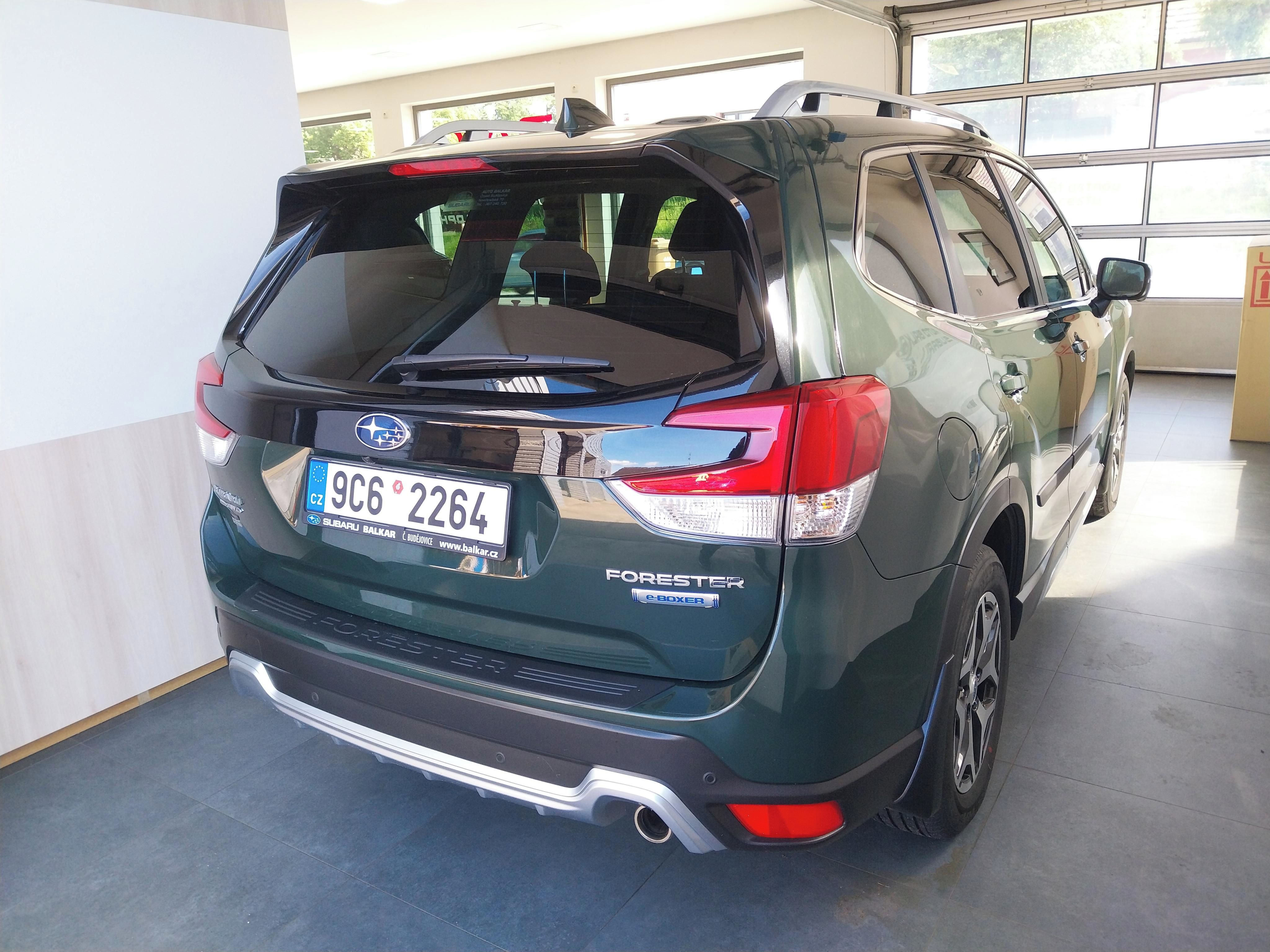 Subaru Forester, 2.0i MHEV Comfort - fotka 6