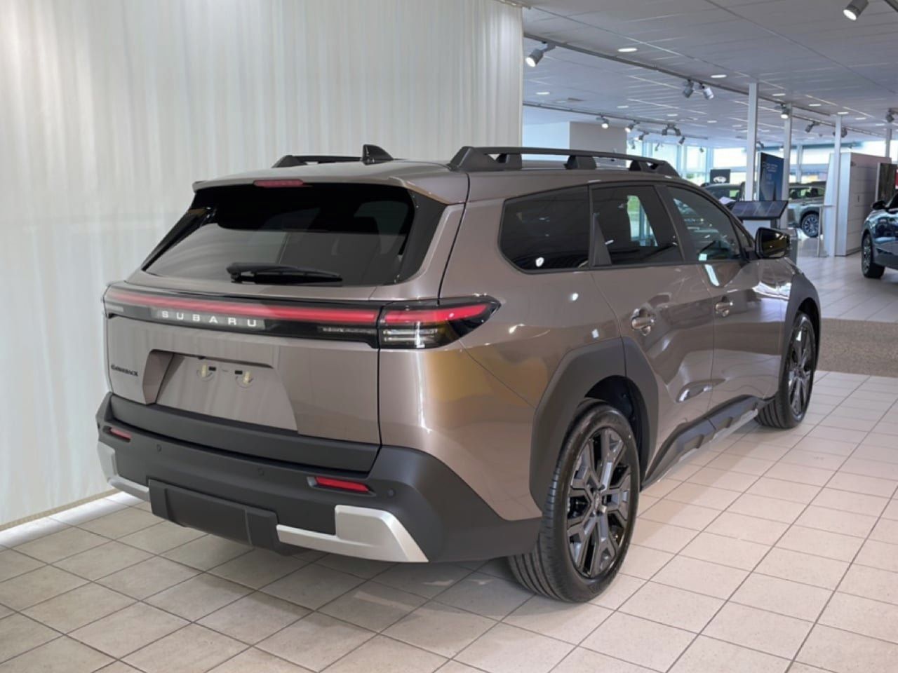 Subaru, E-Outback 74.7 kWh AWD Touring - fotka 4