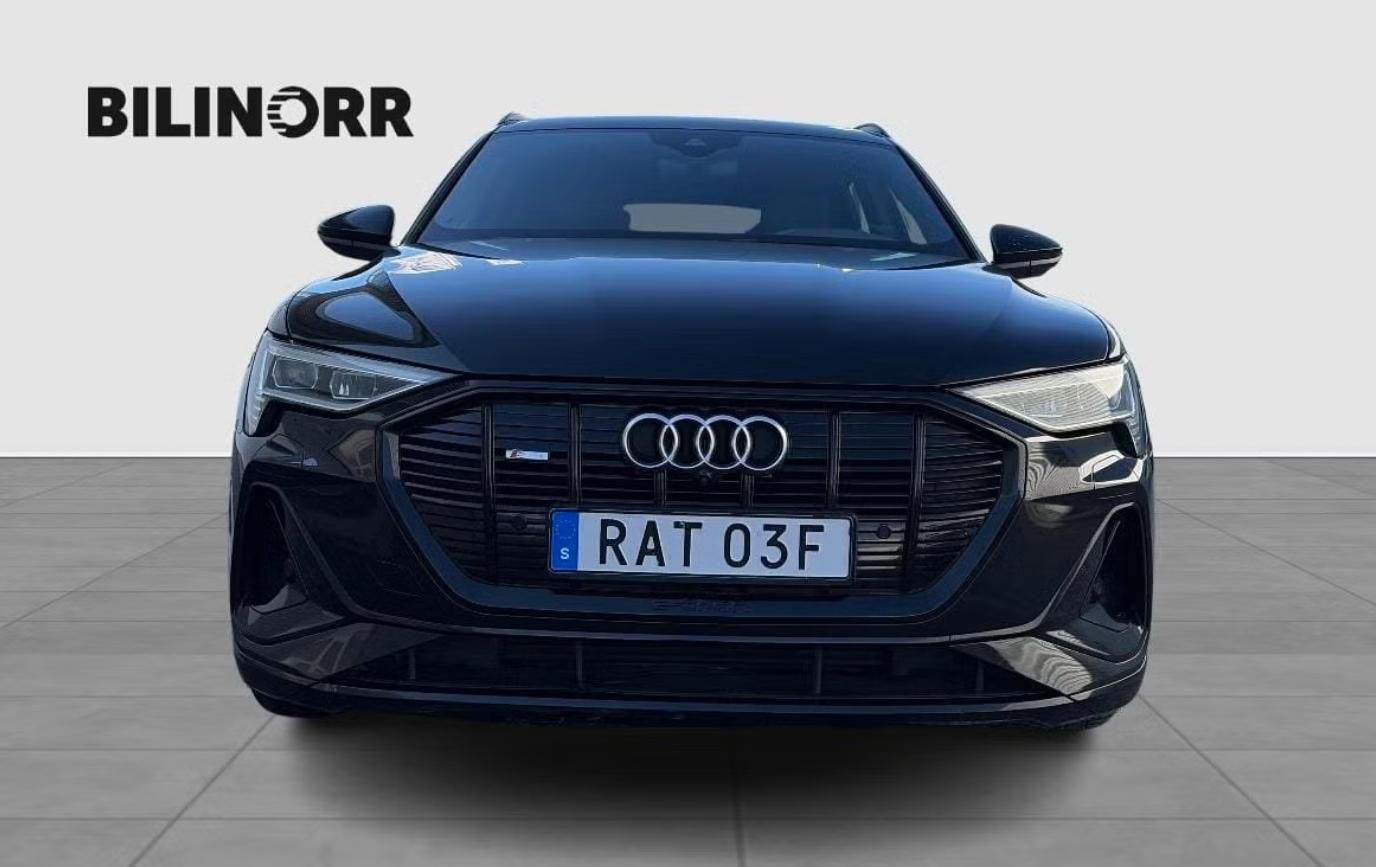 Audi e-tron, 50 Quattro 360k 4 zóny Matrix - fotka 4