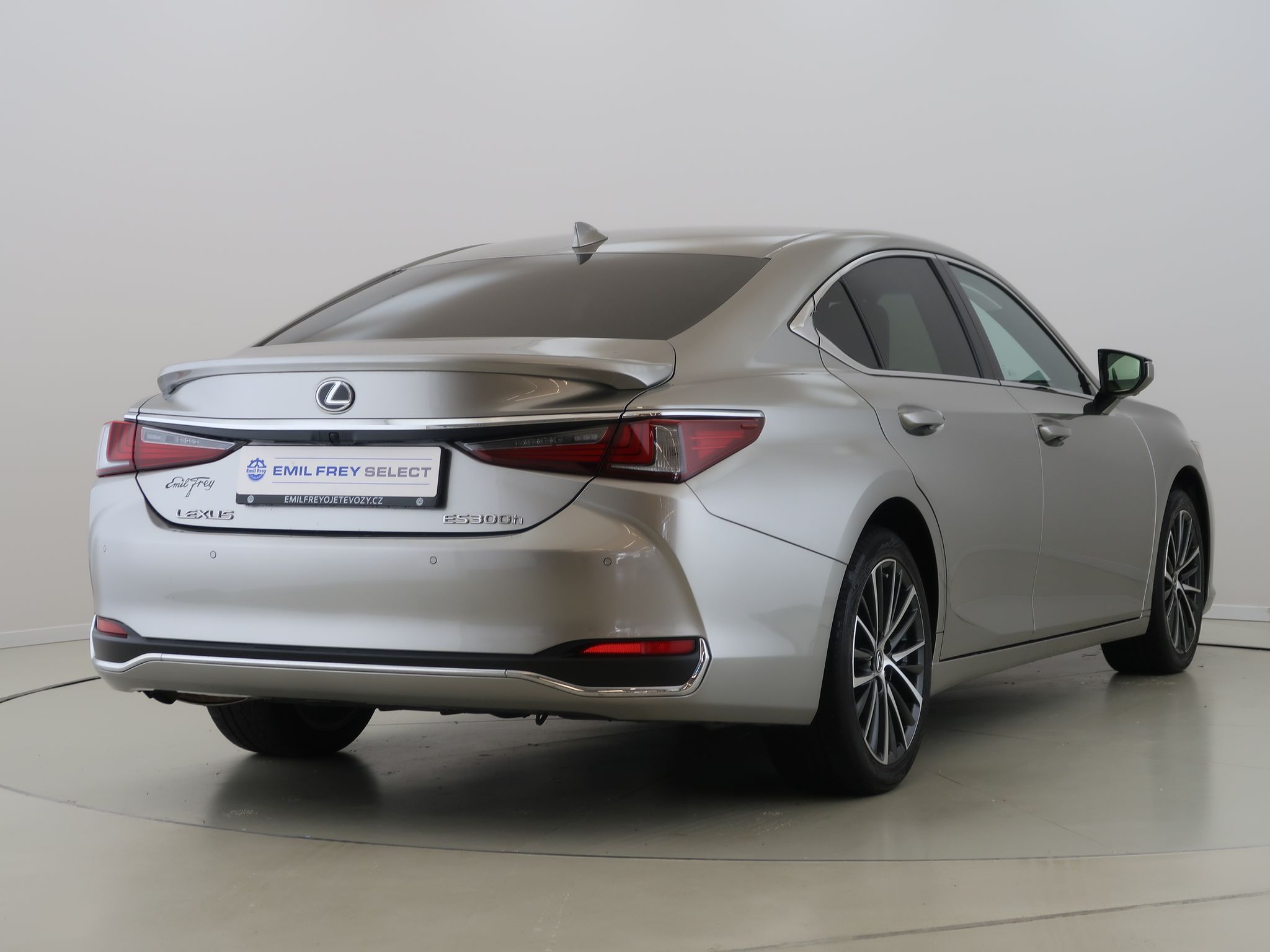 Lexus ES 300h, 2.5Hybrid,CZ,1Maj,PrestigeTop - fotka 5