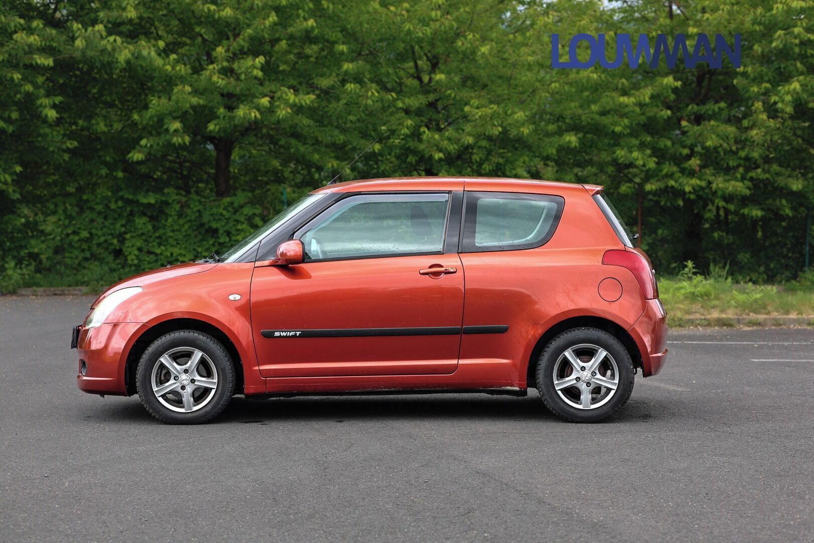 Suzuki Swift, 1.3 67KW - fotka 3