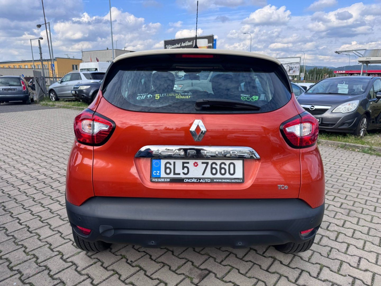 Renault Captur, 0,9 TCE 66 KW ROZVODY USB NAV - fotka 5