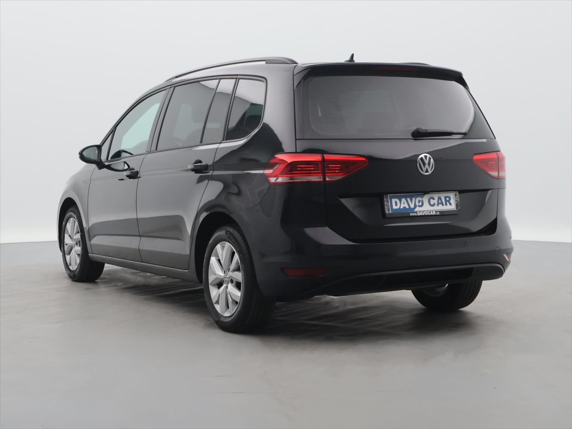 Volkswagen Touran, 1,5 TSI EVO 110kW HighLline - fotka 5