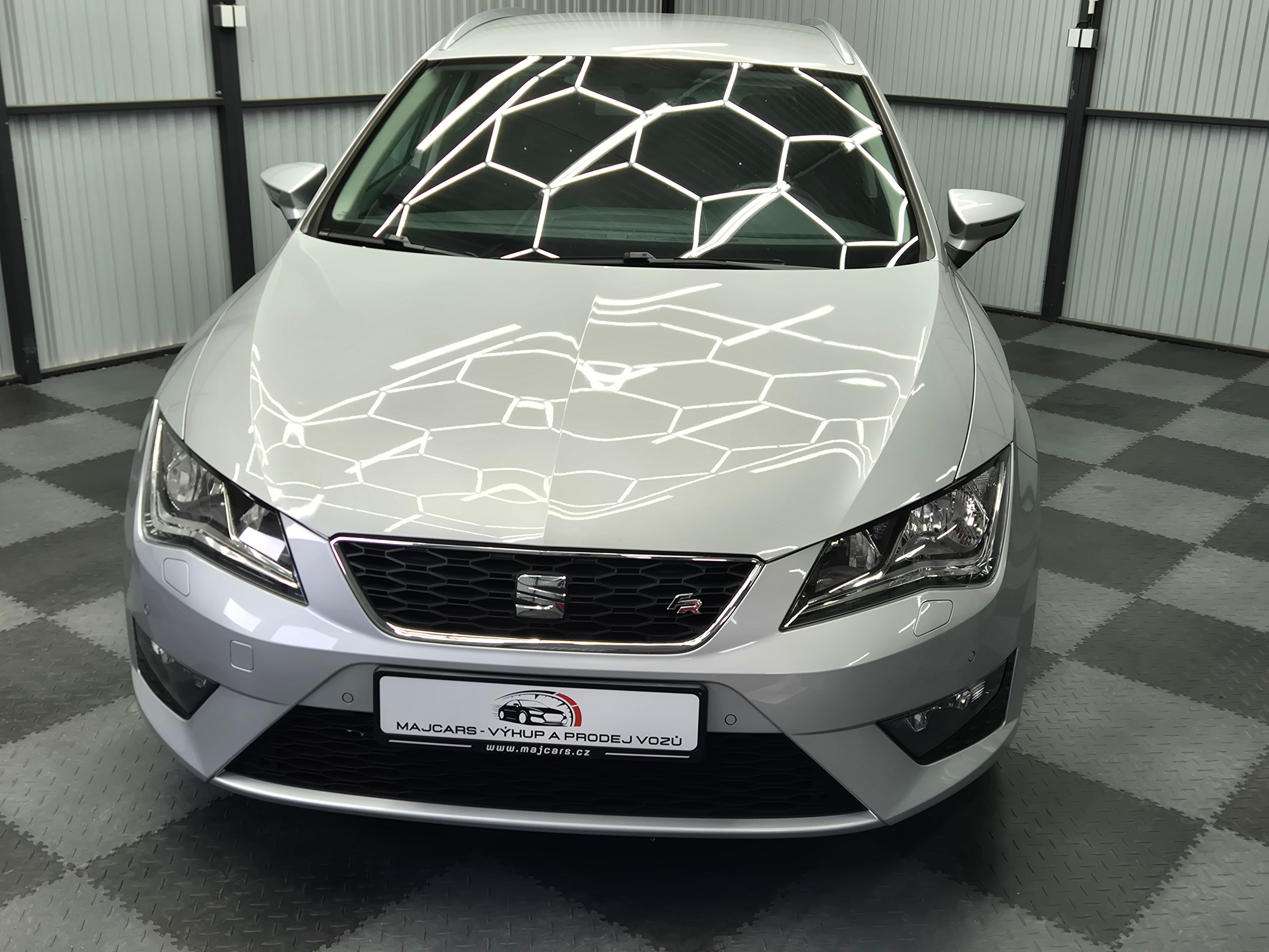 Seat Leon, 2.0 TDI FR DSG - fotka 3