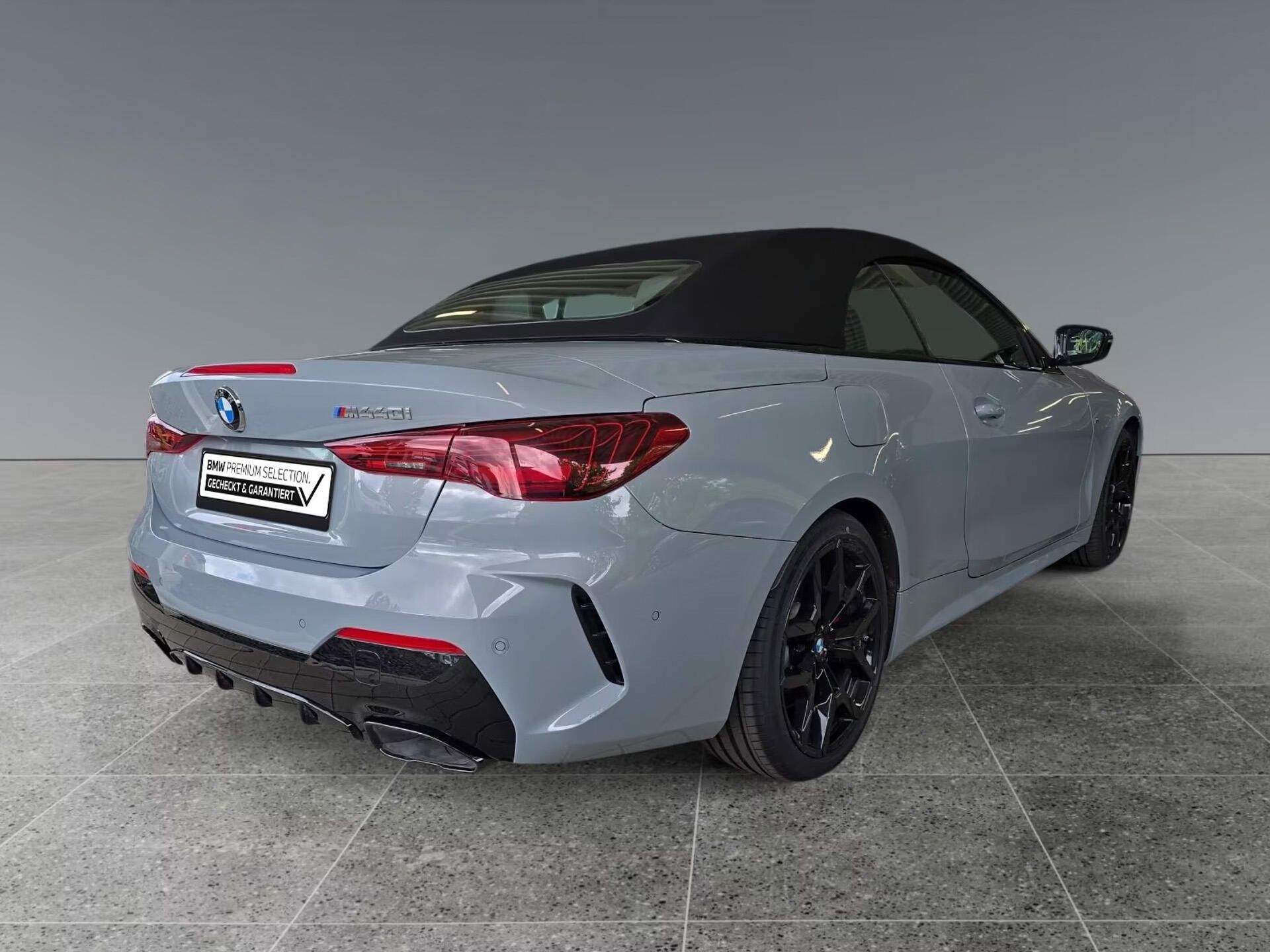 BMW Řada 4, M440i xD Cabrio M-Sport Pro - fotka 3