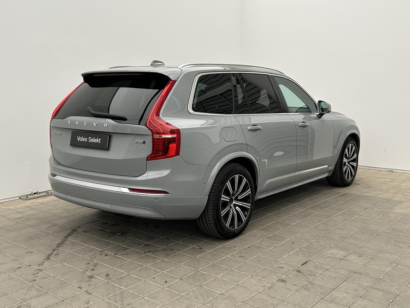 Volvo XC90, 2.0B5 184kW 4x4  Plus - fotka 6