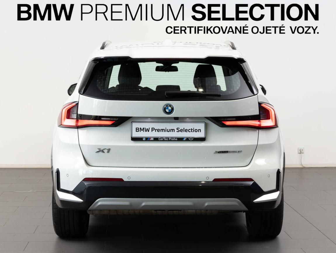 BMW X1, xDrive25e - fotka 4