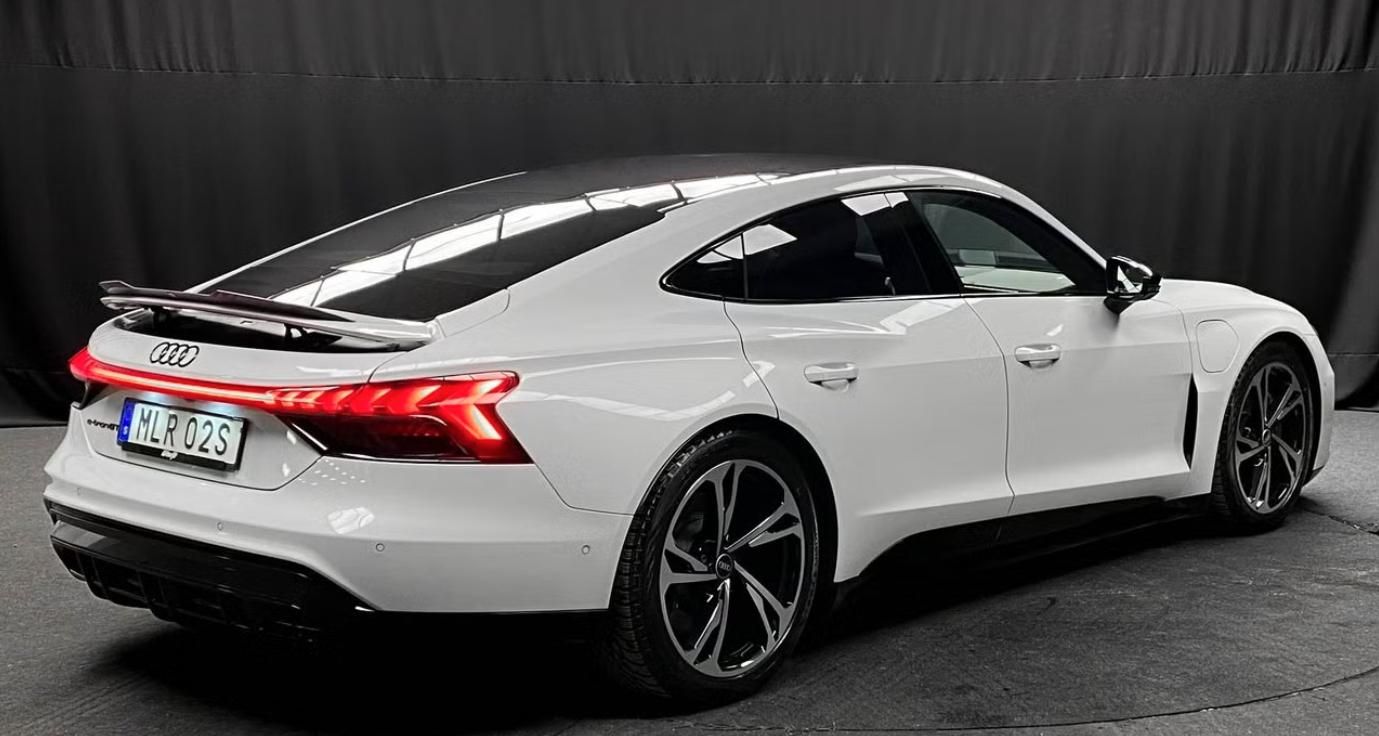 Audi e-tron GT, Q 360kam Vzduch Matrix Pano. - fotka 4