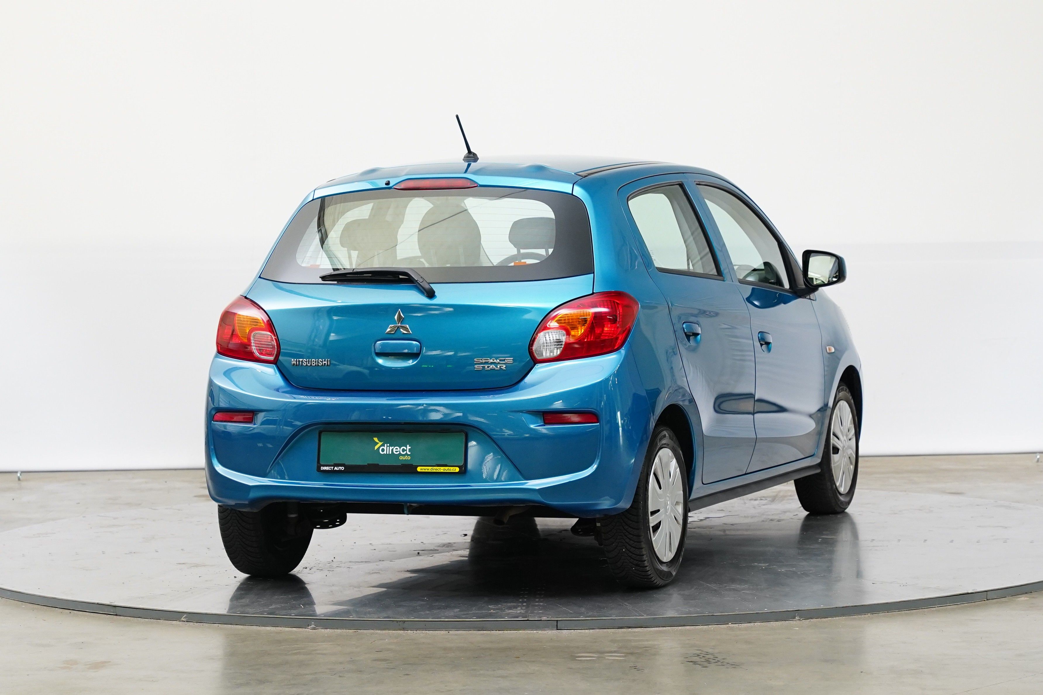 Mitsubishi Space Star, 1.0 MIVEC 52 kW Edition 100 - fotka 2