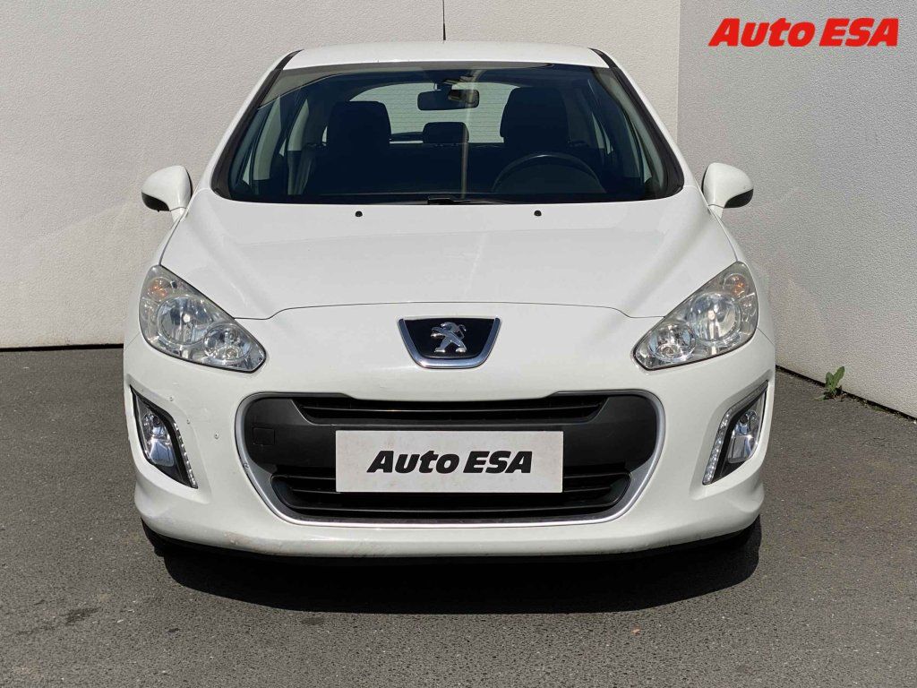 Peugeot 308, 1.4i,ČR,servis.kniha,AC - fotka 2