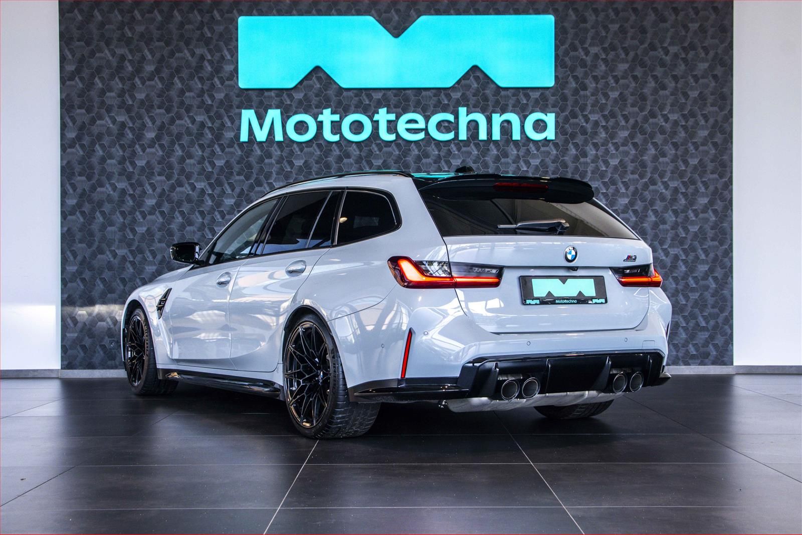 BMW M3, M3 Competition, 360°, Výhřev - fotka 3