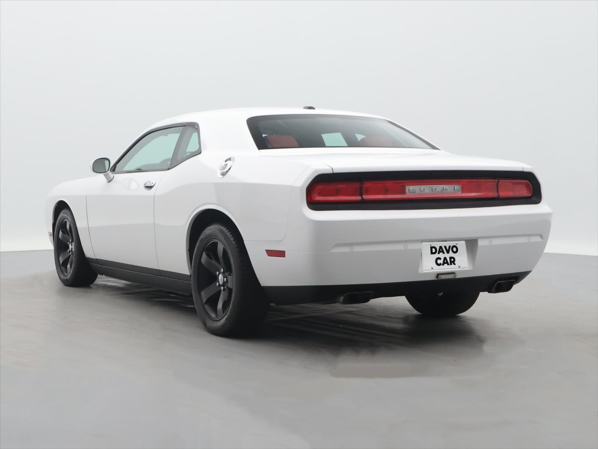 Dodge Challenger, 3,6 L SXT 227kW Pentastar Xpip - fotka 5