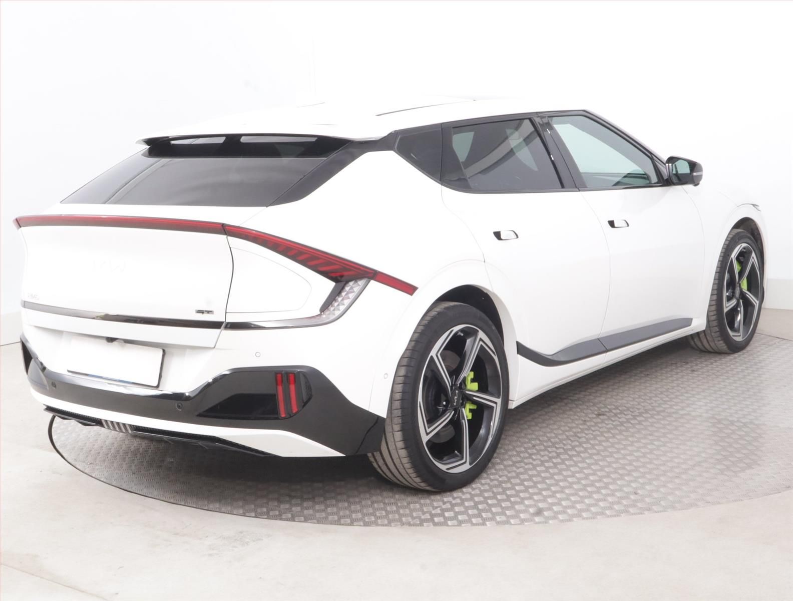 Kia EV6, GT AWD 77.4 kWh, SoH 99% - fotka 5