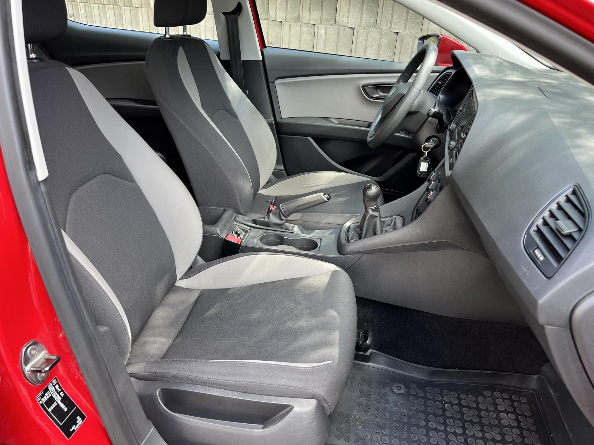 Seat Leon, 1.4 TSi 77 kW ROZV. ŘEMEN - fotka 6