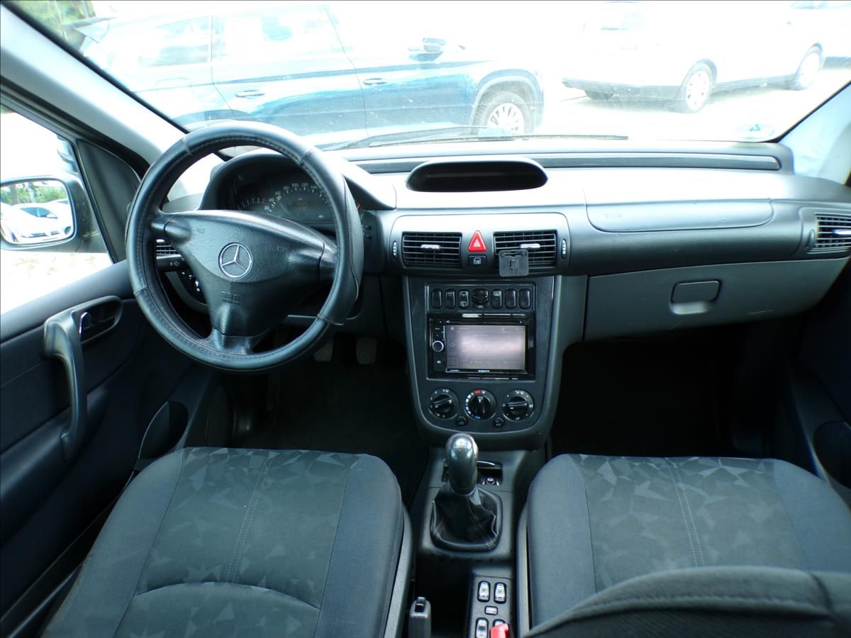 Mercedes-Benz Vaneo, 1,6 i  TAŽNÉ ZAŘÍZENÍ - fotka 6