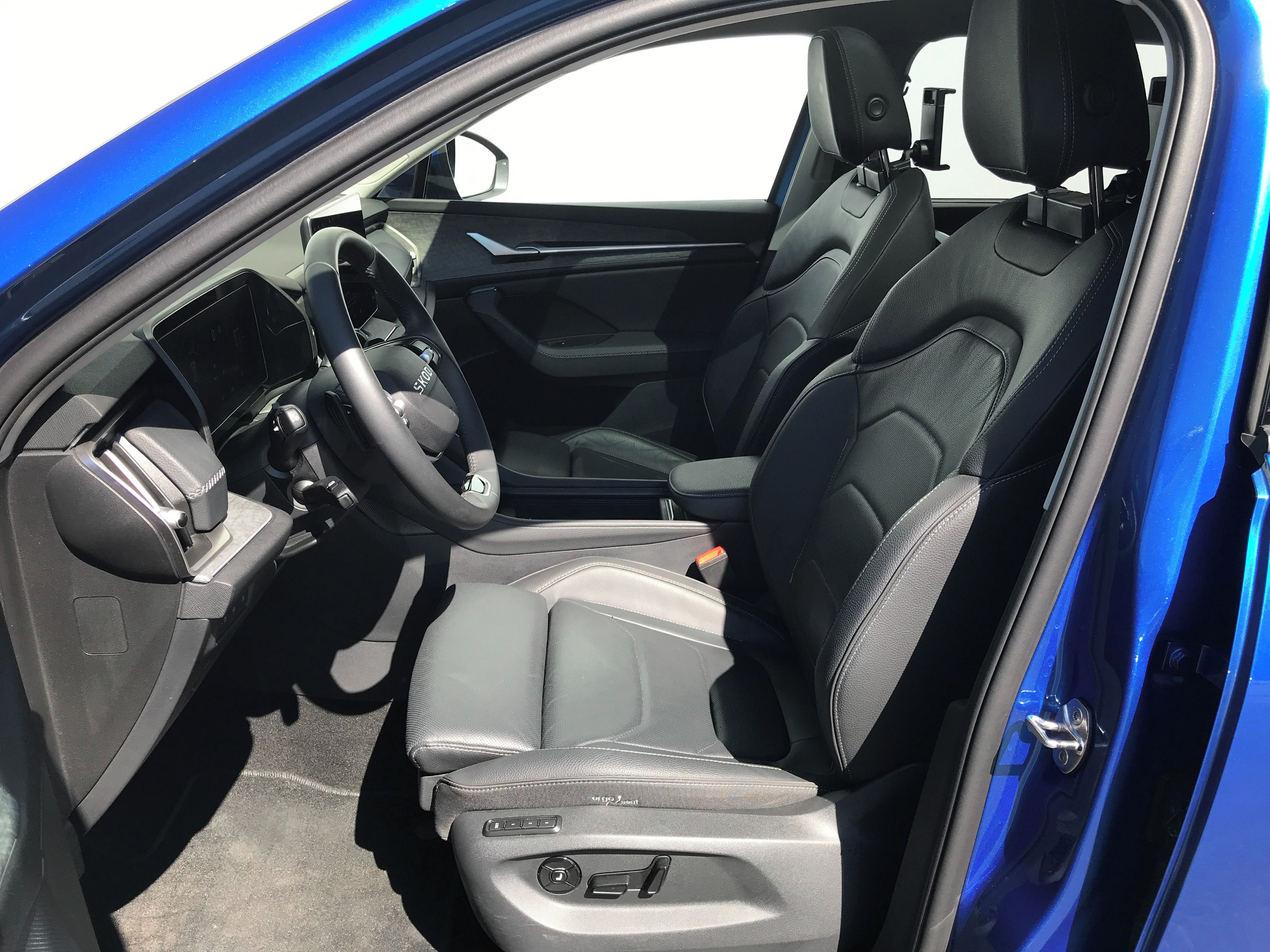 Škoda Kodiaq, iV 1.5TSi 150kW EXCL.SEL+TAŽNÉ - fotka 6