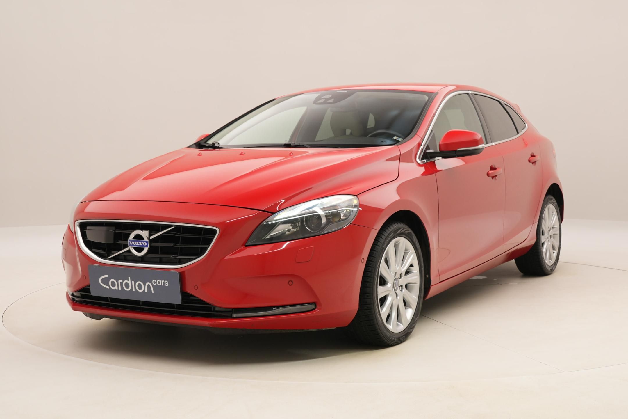 Volvo V40, D4 SUMMUM AUT CZ