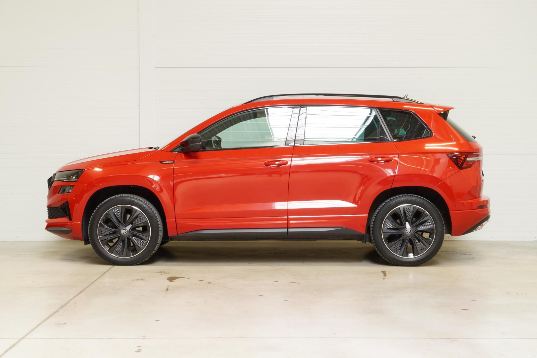 Škoda Karoq, 2.0TDI110kW,Sportline,ČR,1.MAJ - fotka 5