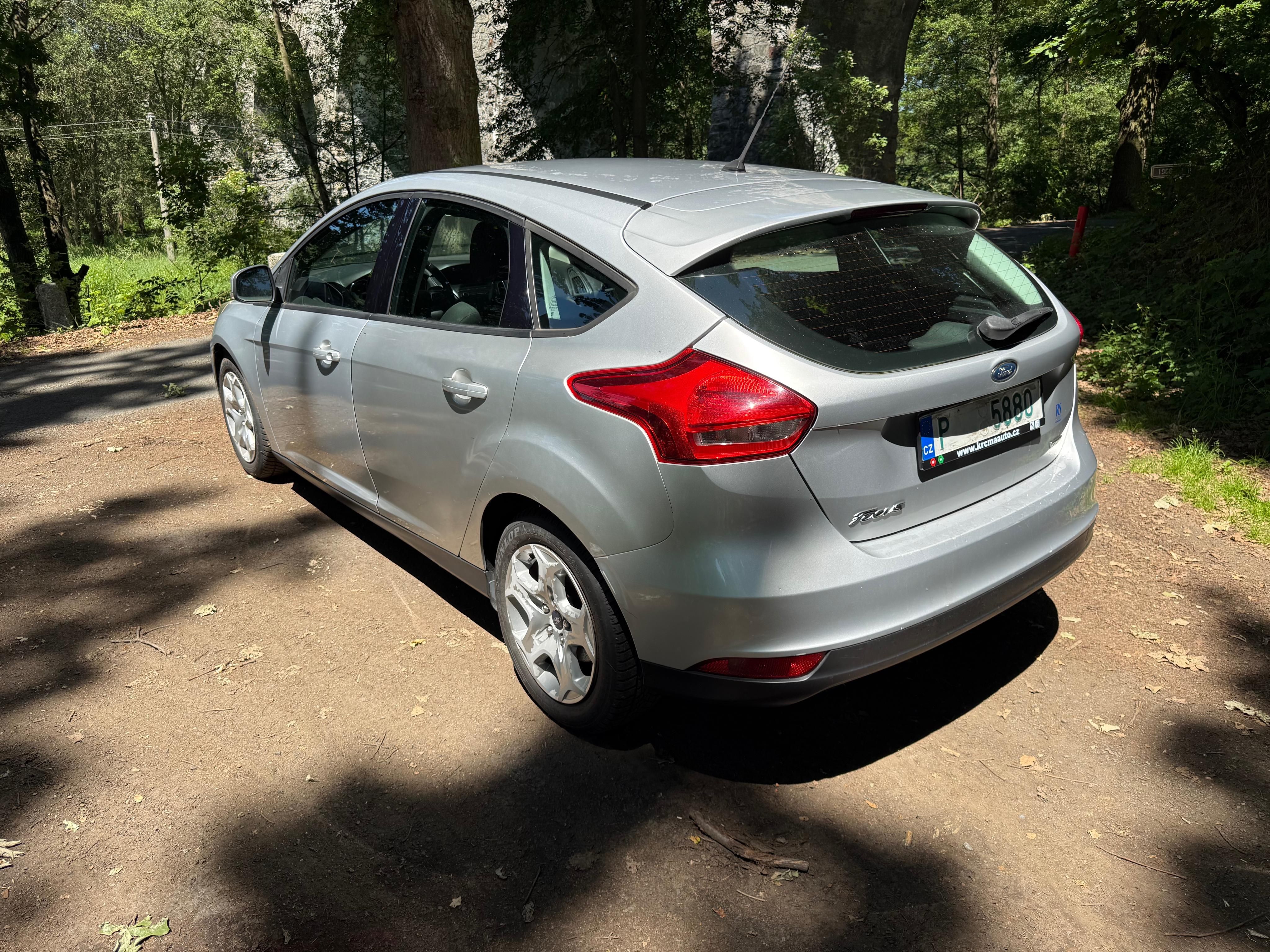Ford Focus, 1,0 ECO Boost 74 kw 12/2014 - fotka 6