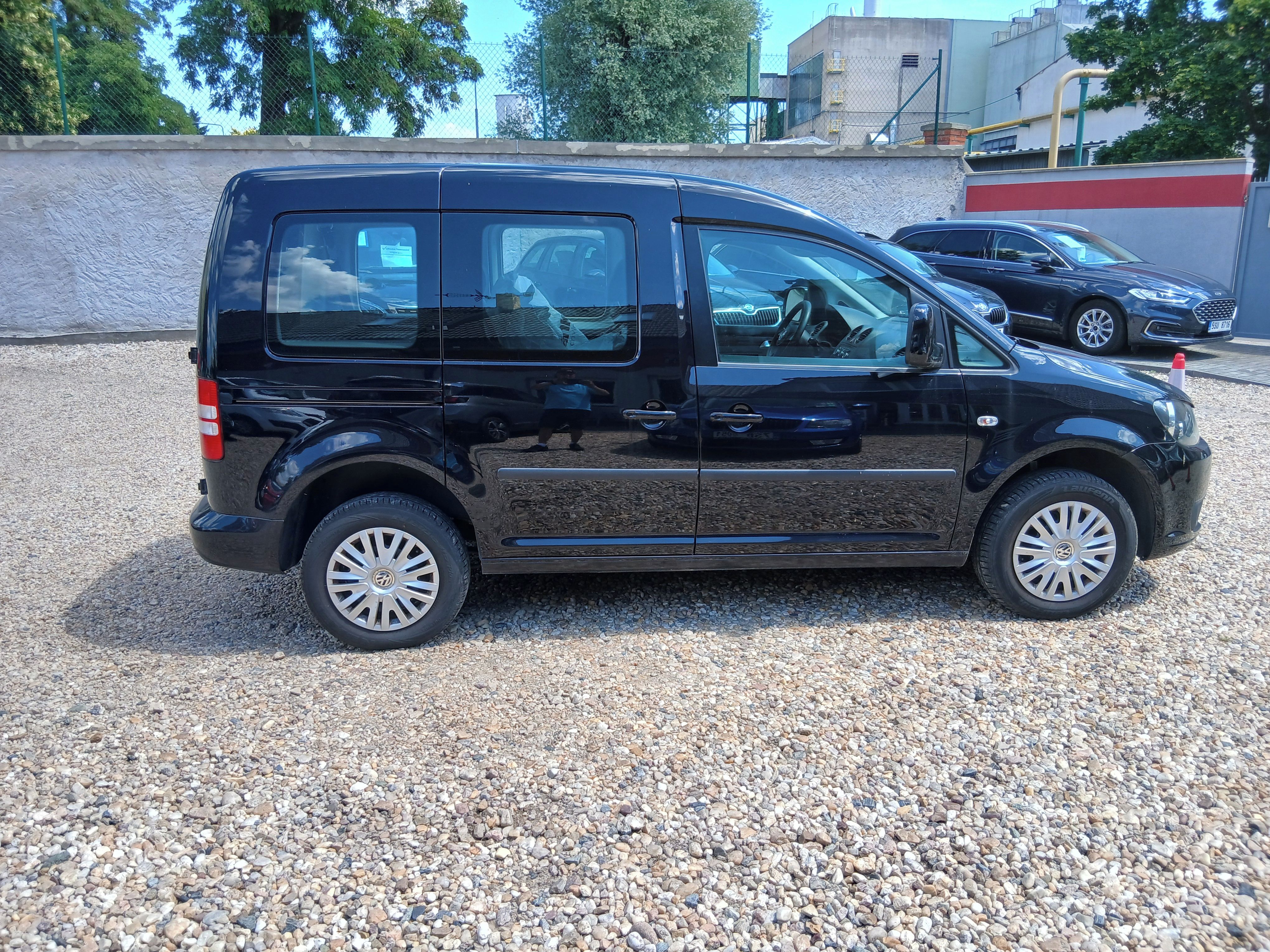 Volkswagen Caddy, 2.0TDi 81KW 4x4 7míst S.Kniha - fotka 4