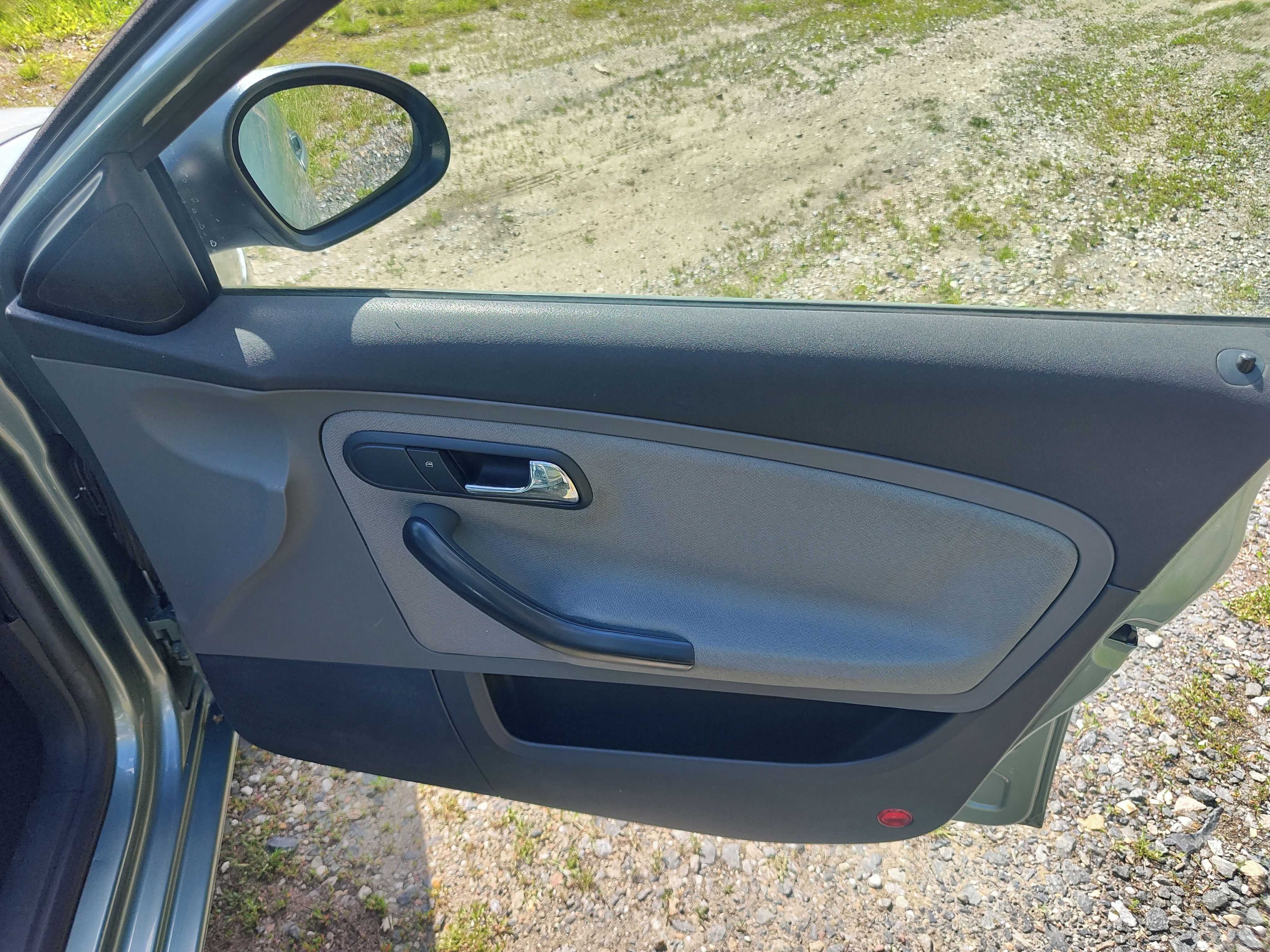 Seat Ibiza, 1,4 ČR Původ 112000 km!! - fotka 5