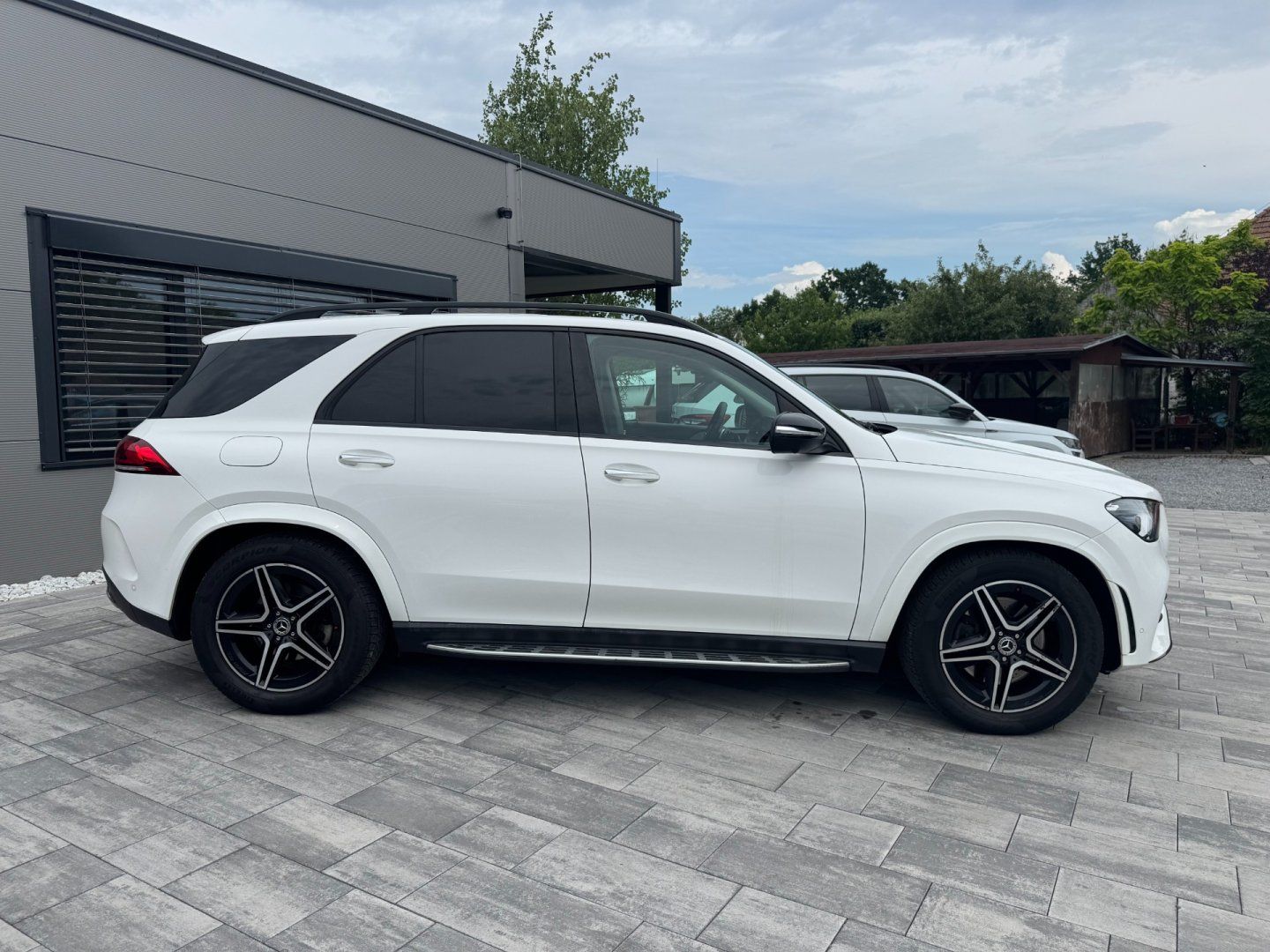 Mercedes-Benz GLE, 350D AMG Line 4Matic - fotka 4