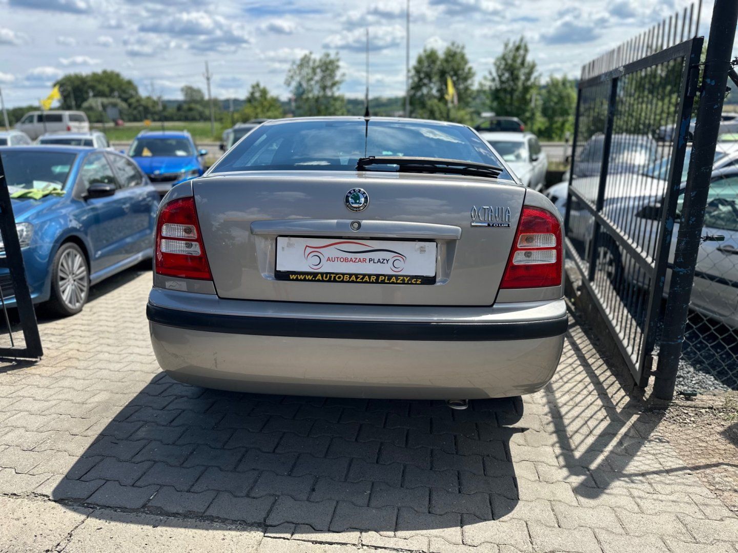 Škoda Octavia, 1.4MPi  GARANCE KM - fotka 5