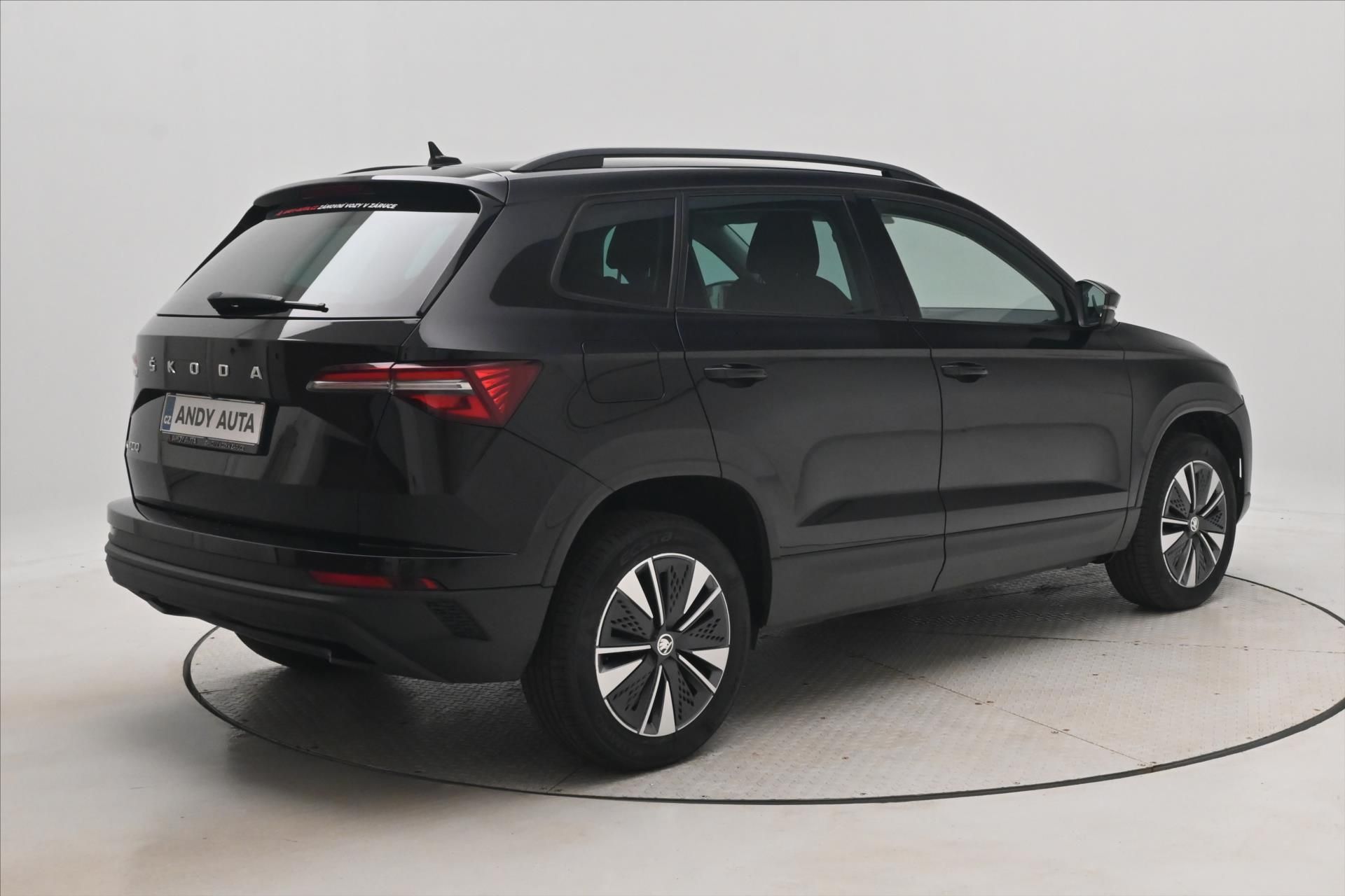 Škoda Karoq, 2,0 TDI 85 kW Clever Záruka až - fotka 5