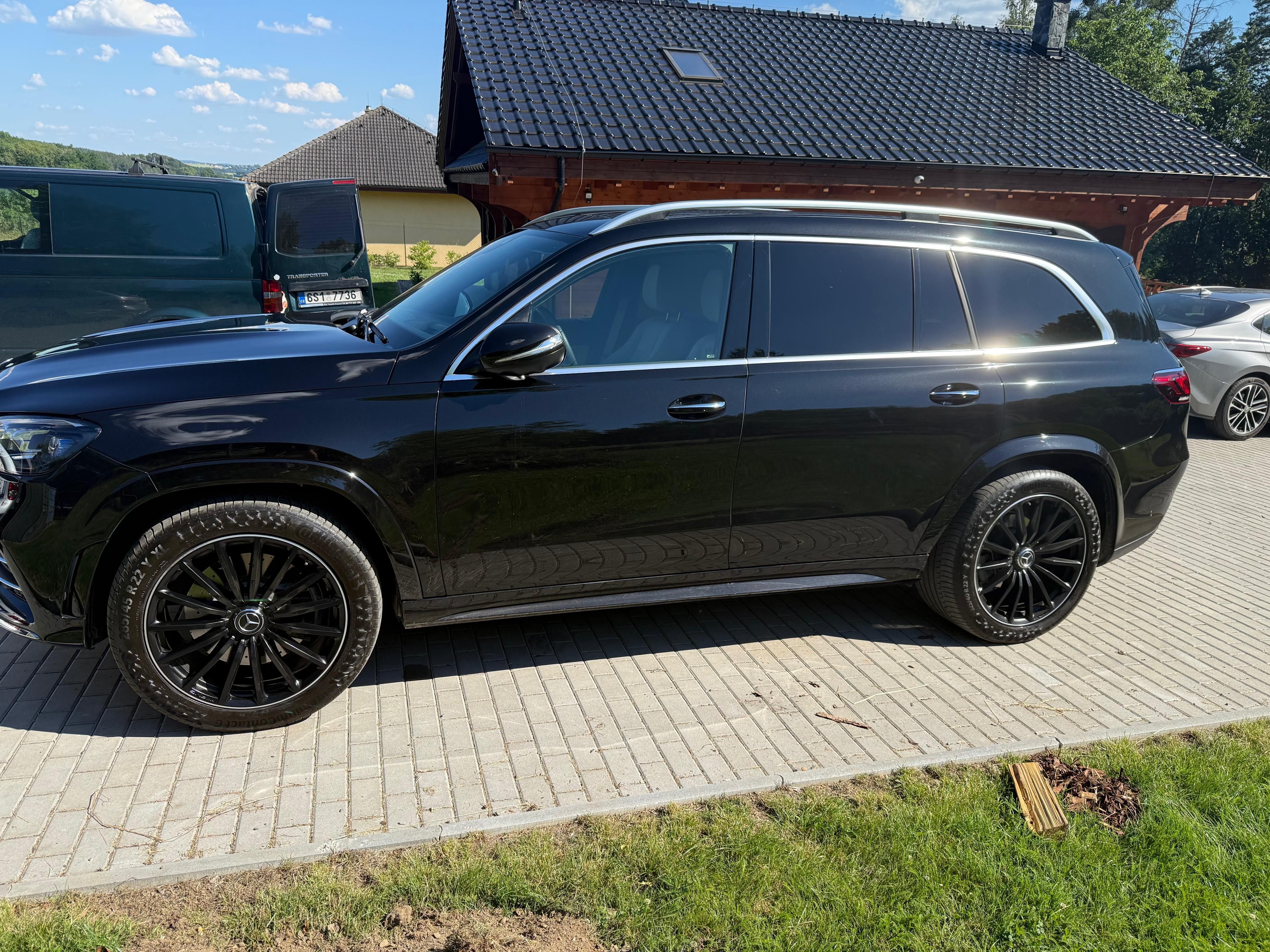 Mercedes-Benz GLS, Mercedes Benz GLS 400 d 4Matic - fotka 5