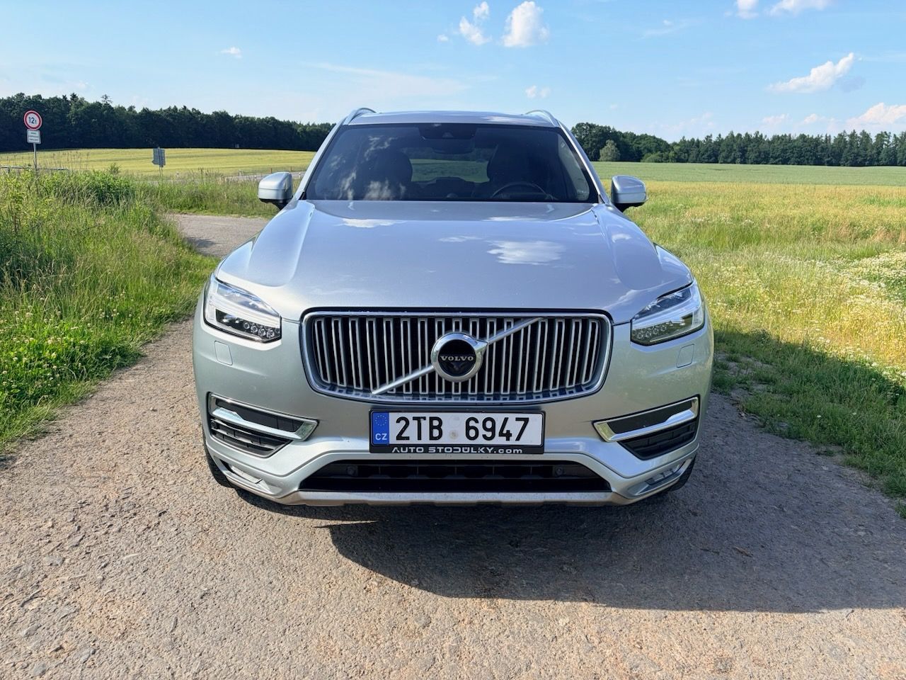Volvo XC90, T6 AWD - PLNA VÝBAVA - fotka 2