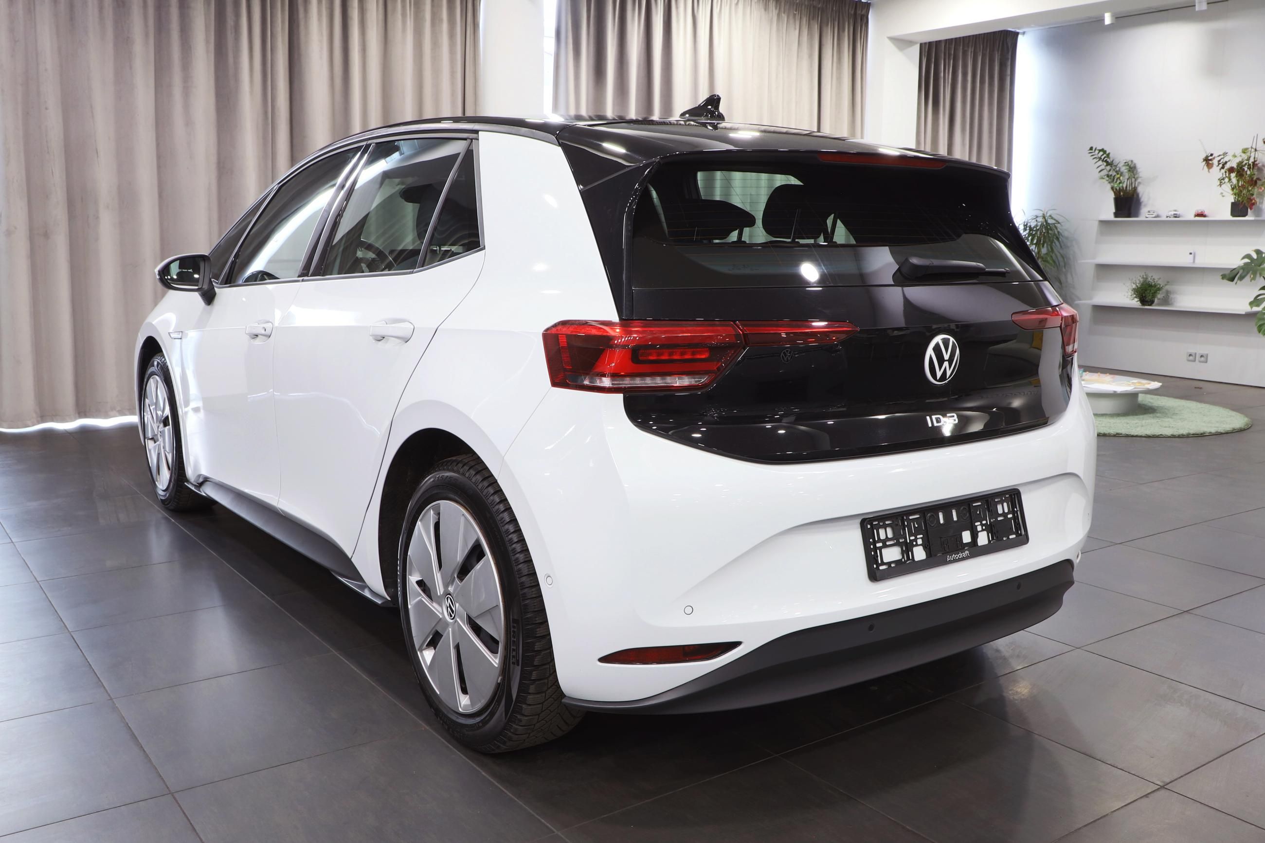 Volkswagen ID.3, ID.3 Pro 150kW SOH 95.5% - fotka 5