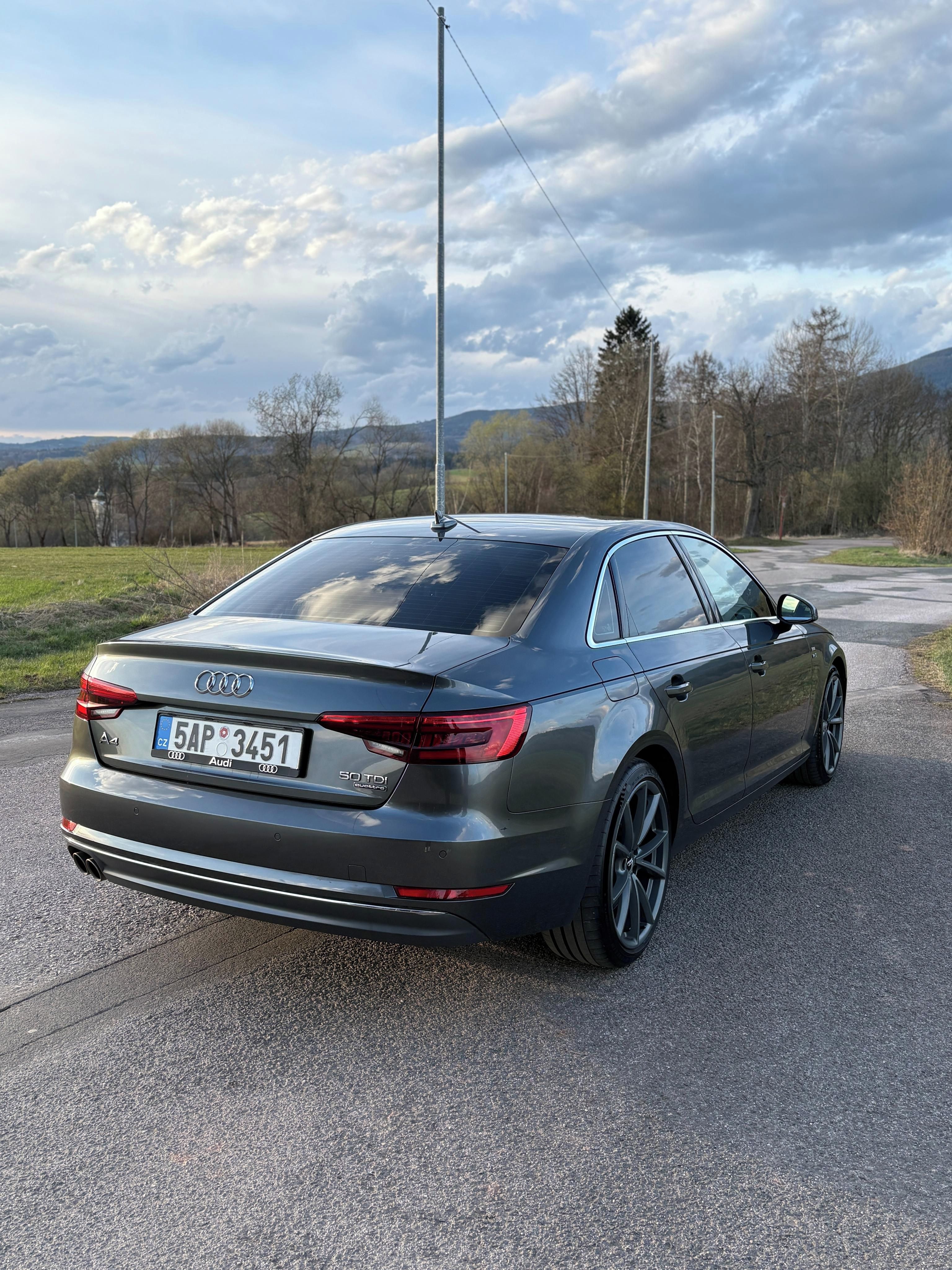 Audi A4, 3.0 Tdi, Quattro, po rozvodech - fotka 2