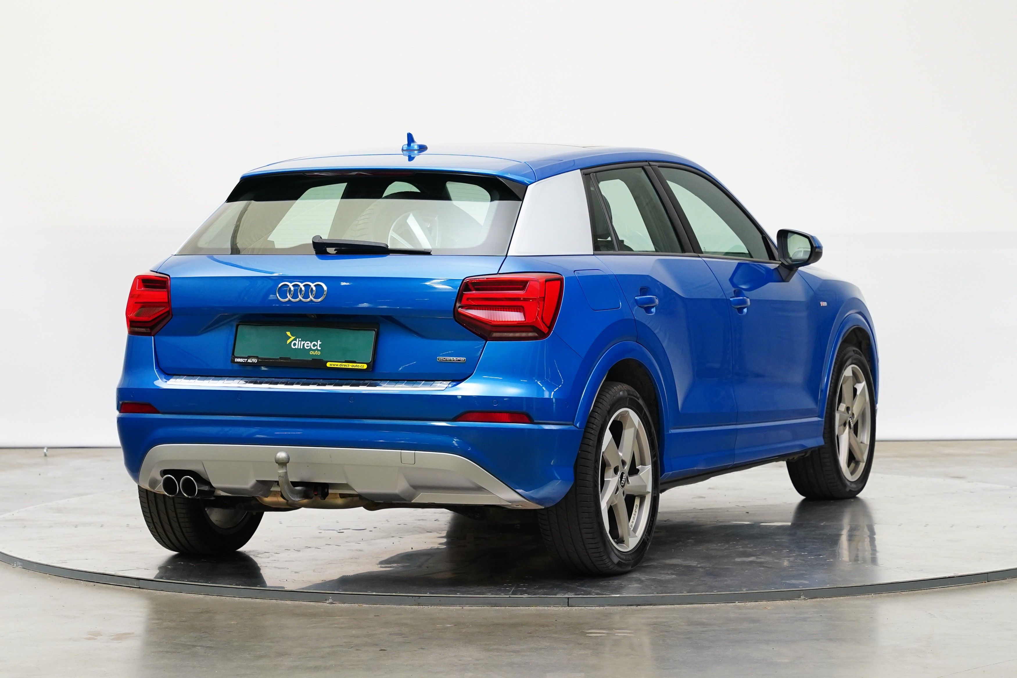 Audi Q2, 2.0 TDI 140 kW quattro Sport - fotka 2