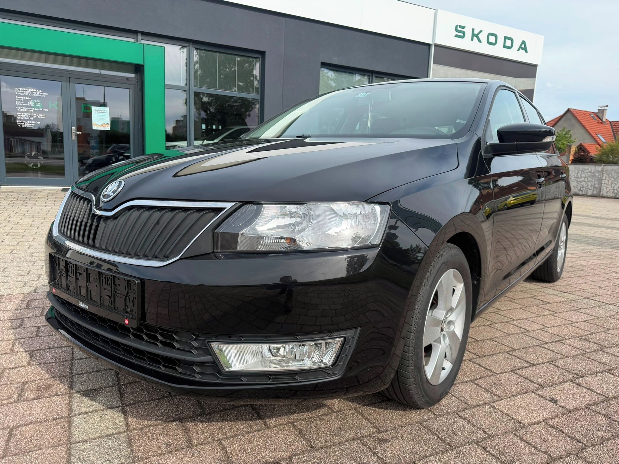 Škoda Rapid, Škoda Rapid 1.4 TDI Top stav - fotka 3