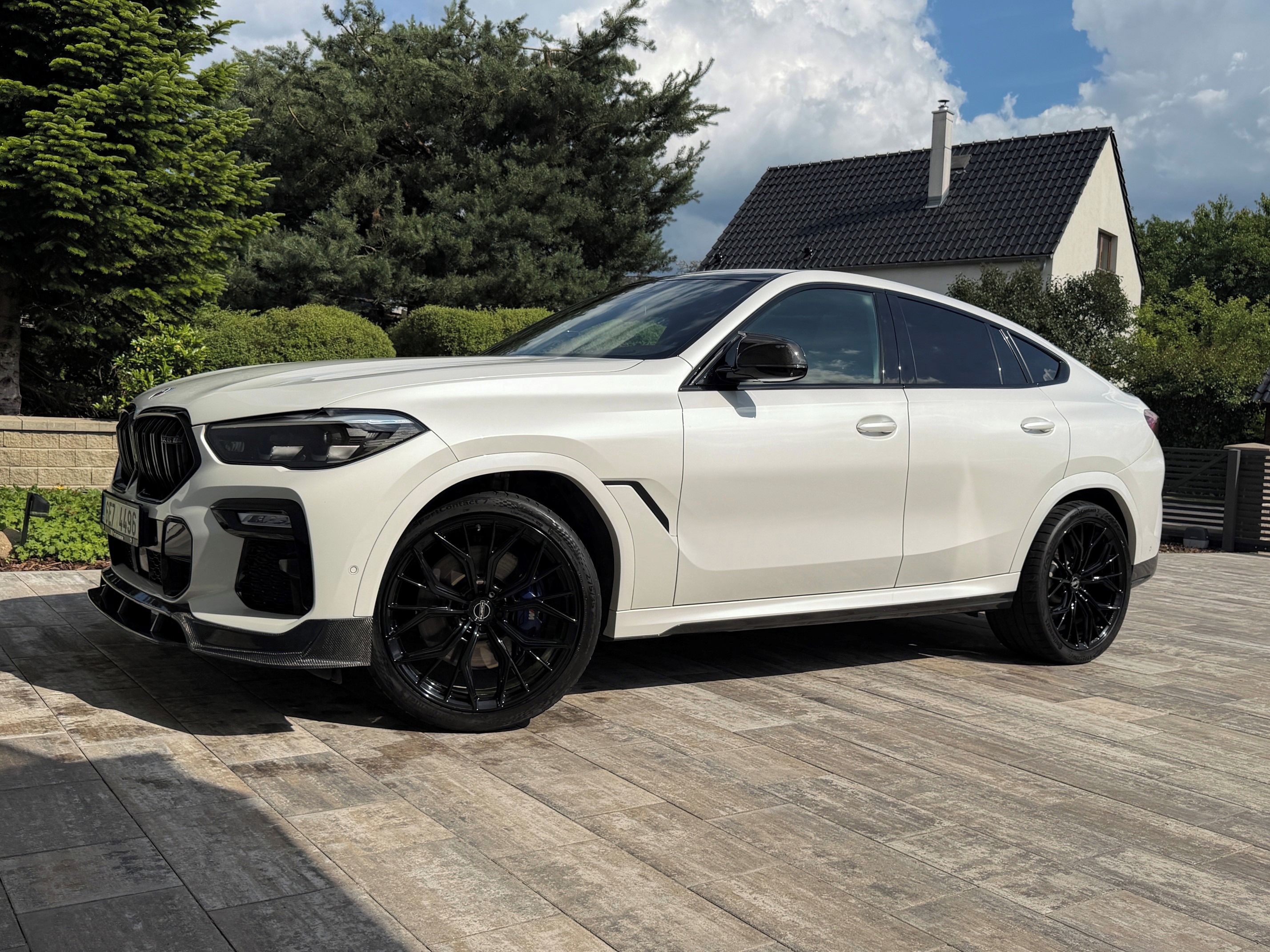 BMW X6 - fotka 4
