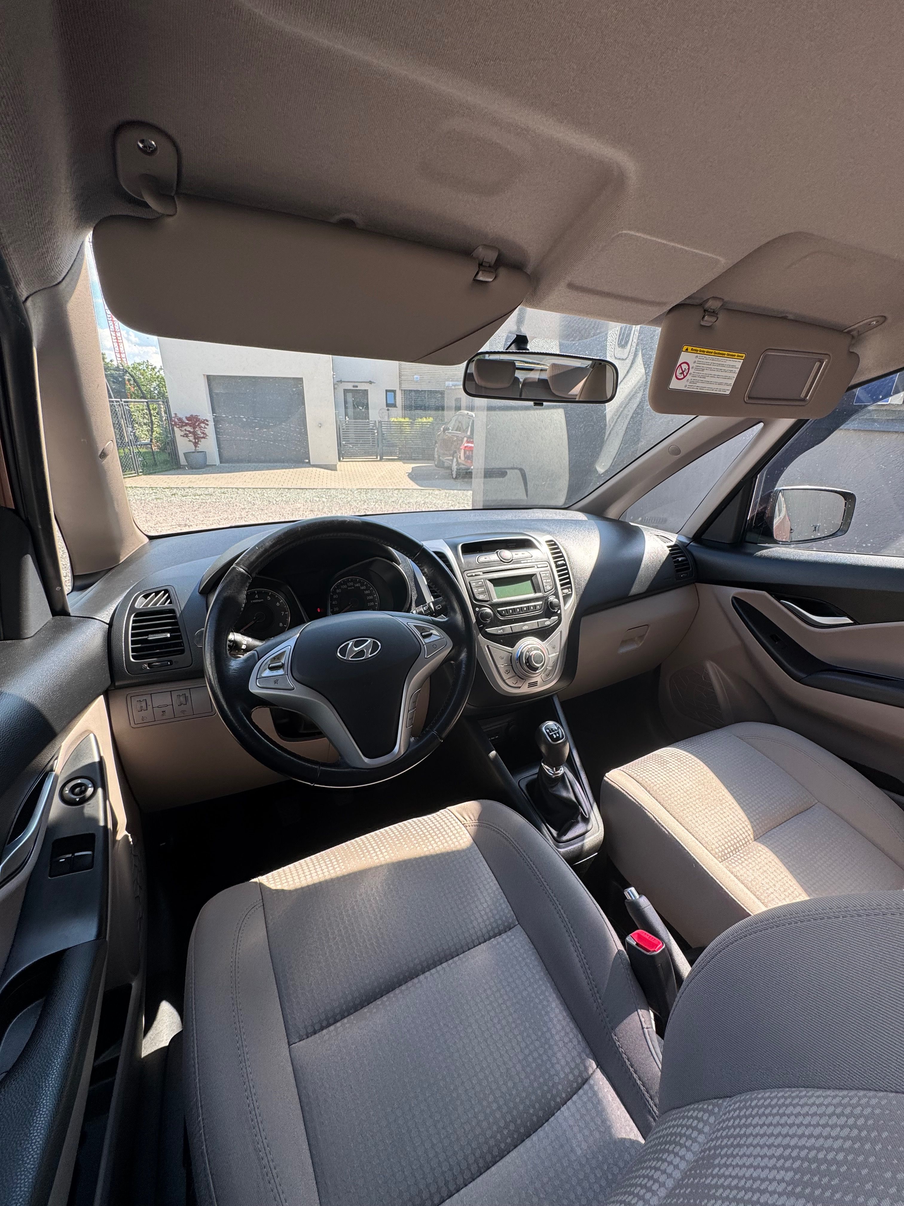 Hyundai ix20, 45000km 1.majtel - fotka 6