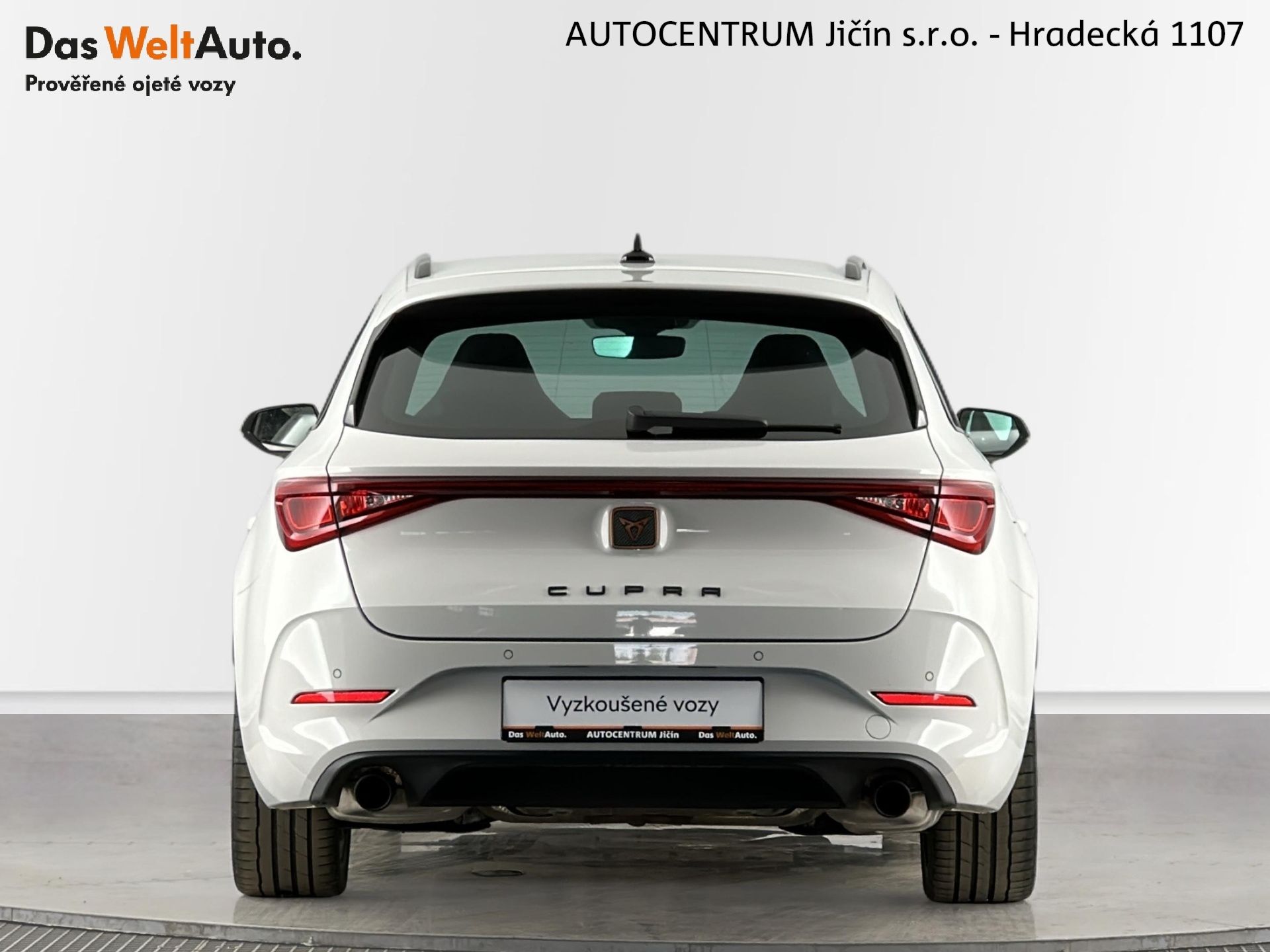 Seat Leon, SP 2.0 TSI 180kW DSG - fotka 6