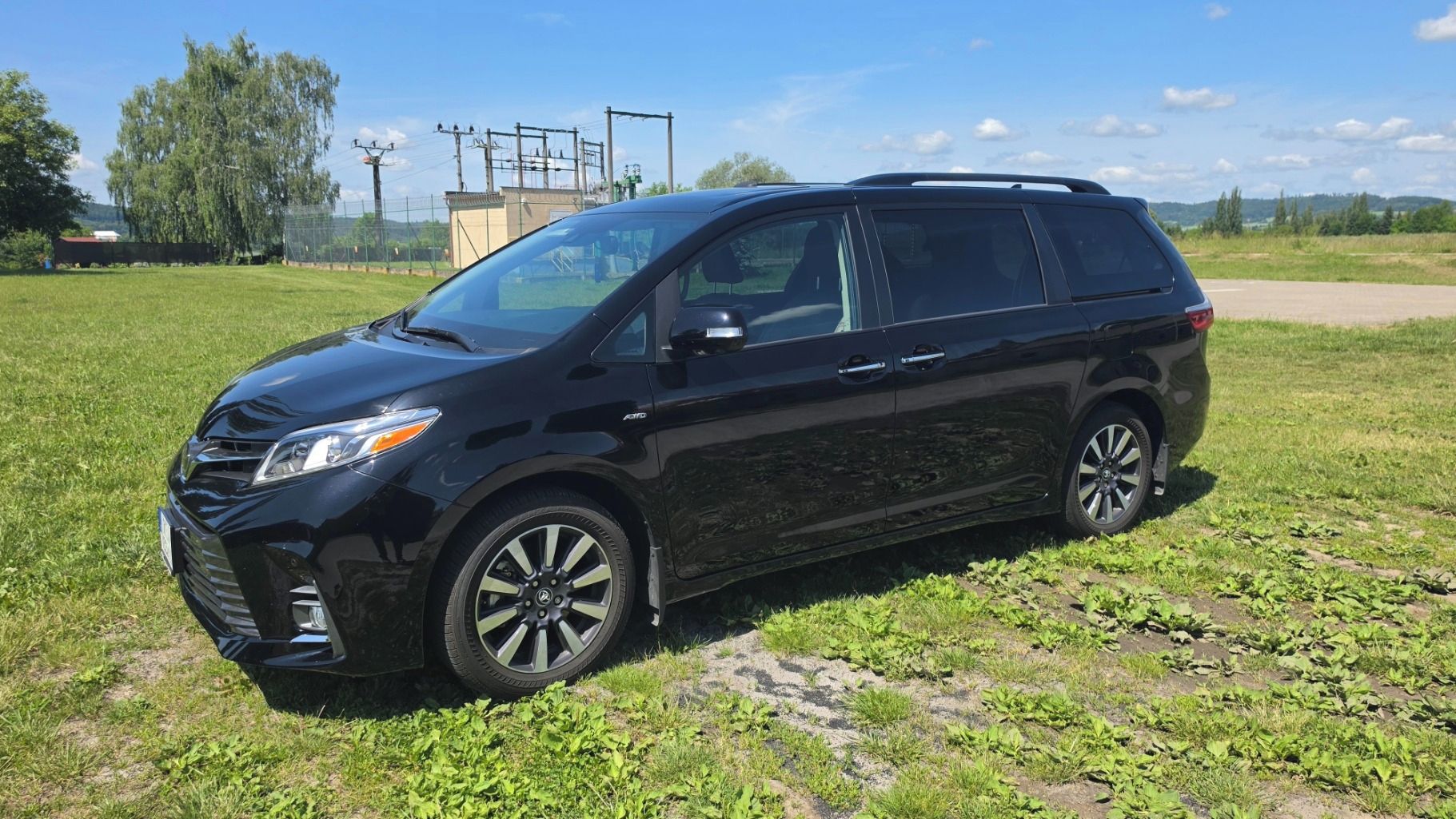 Toyota Sienna, 3,5 AWD Limited - fotka 2