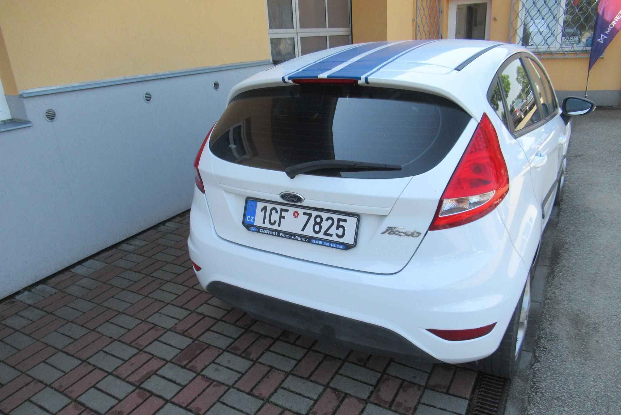 Ford Fiesta, 1.2i  KLIMA  KOUPENO V CZ - fotka 4