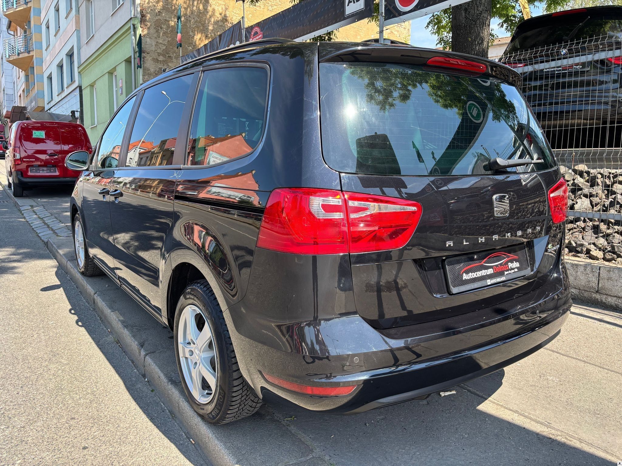 Seat Alhambra, 2.0TDi-103kW/STYLE/7MÍST/MAN6/ - fotka 3