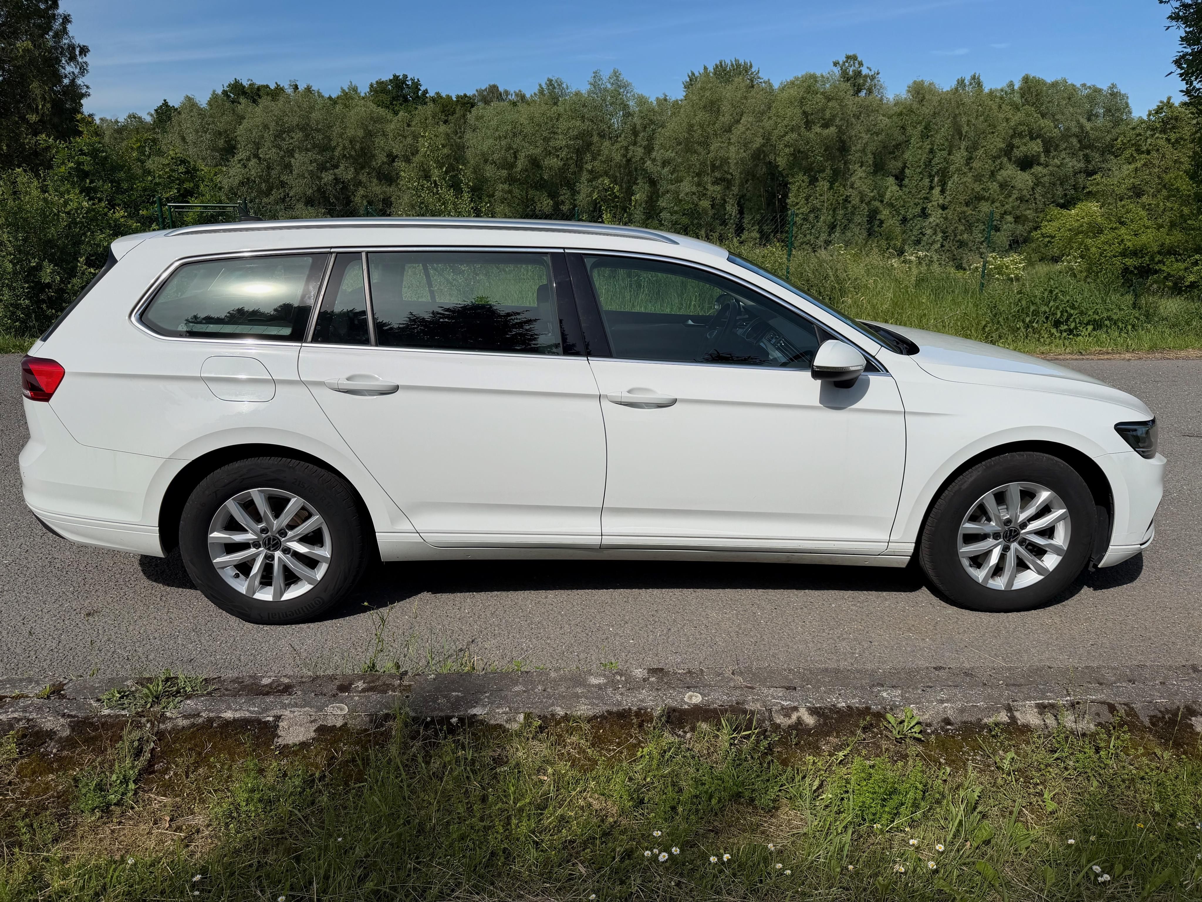 Volkswagen Passat, 2.0TDi-110kw,manuál,129TKM,taž - fotka 6
