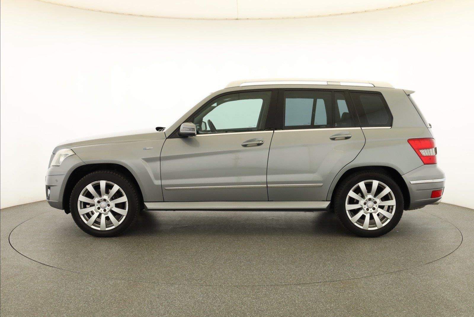 Mercedes-Benz GLK, 220 CDI, 4X4, Automat - fotka 3