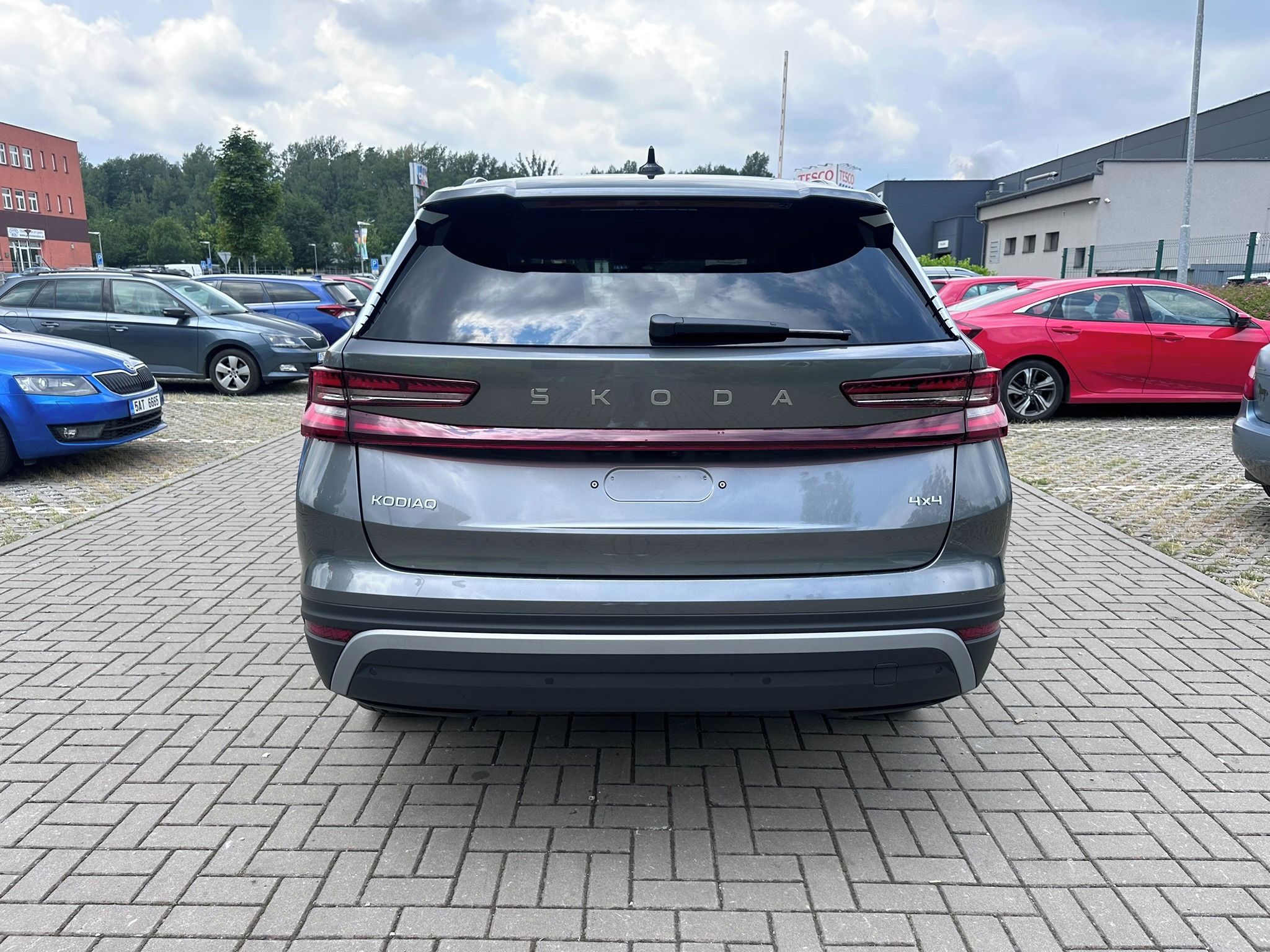 Škoda Kodiaq, Excl. Selection TDI 142 kW 4x4 - fotka 4