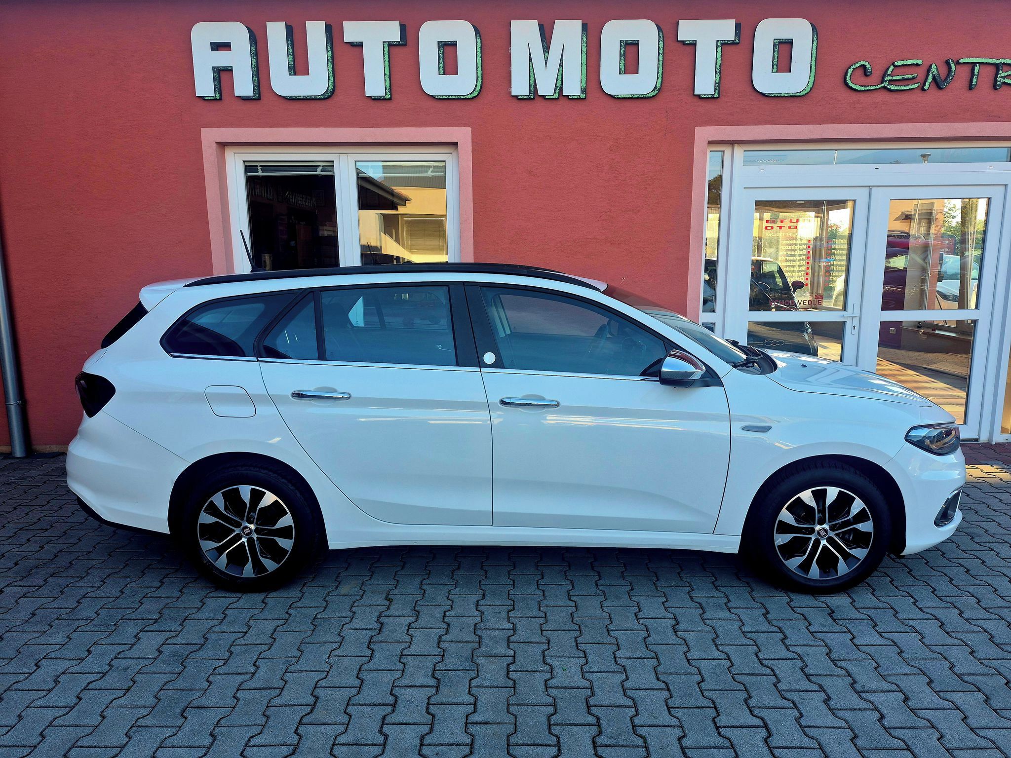 Fiat Tipo, 1.4 Mirror 70kw - fotka 5